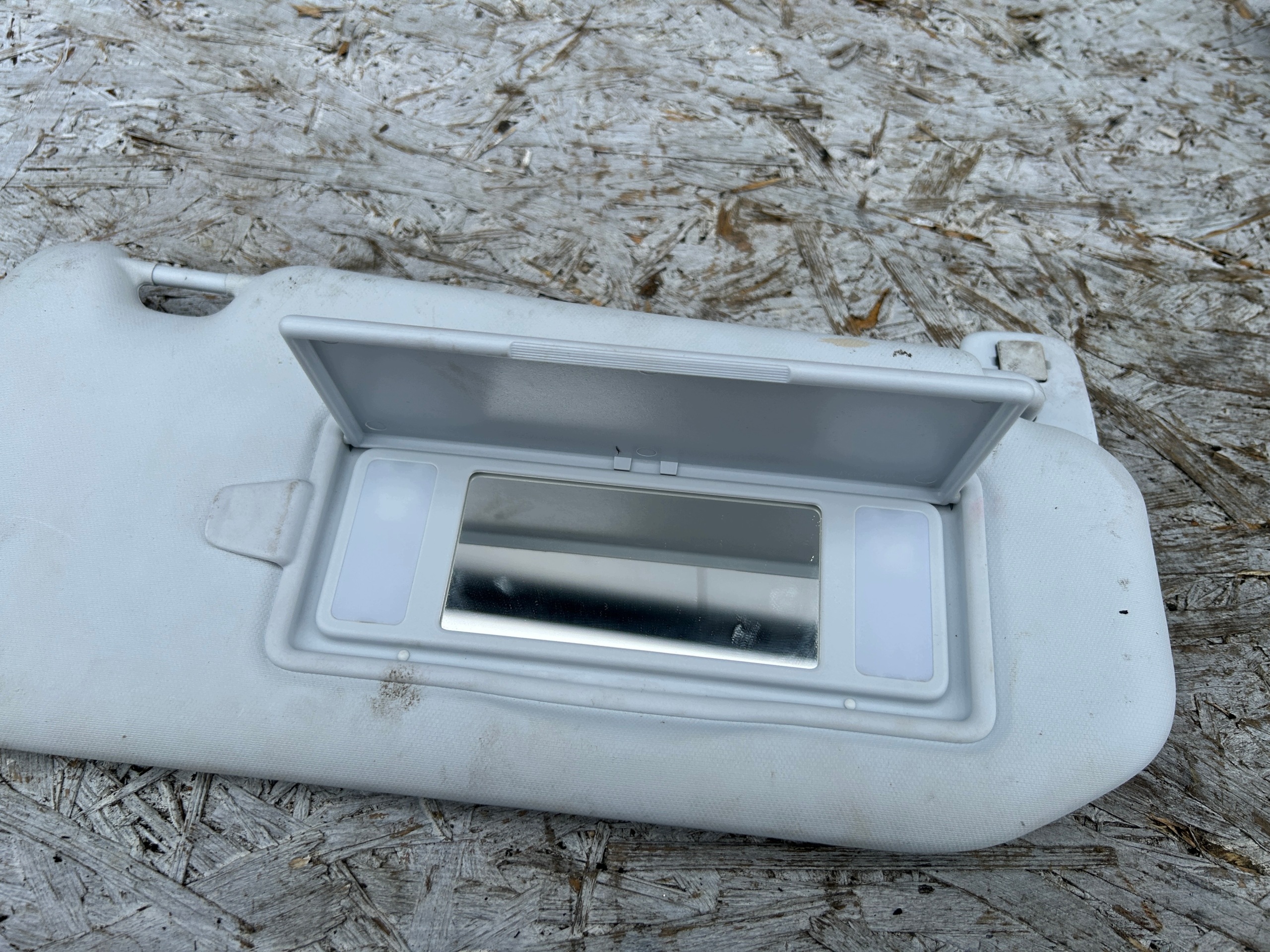 cover sun right PEUGEOT 308 II T9 13