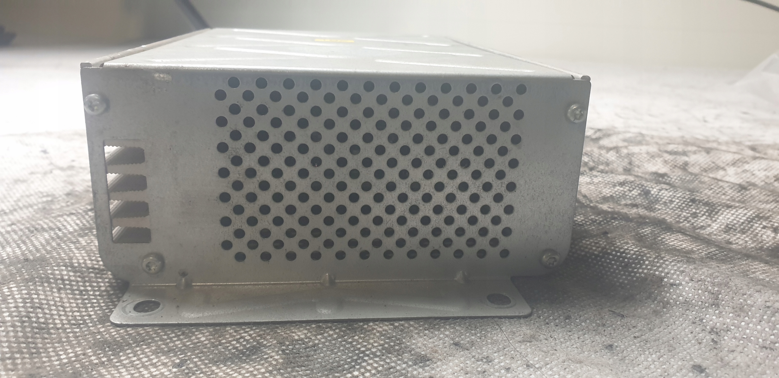 WZMACNIACZ RADIA AUDIO 4F0035223 4F0910223C AUDI A6 C6 Producent części Audi OE