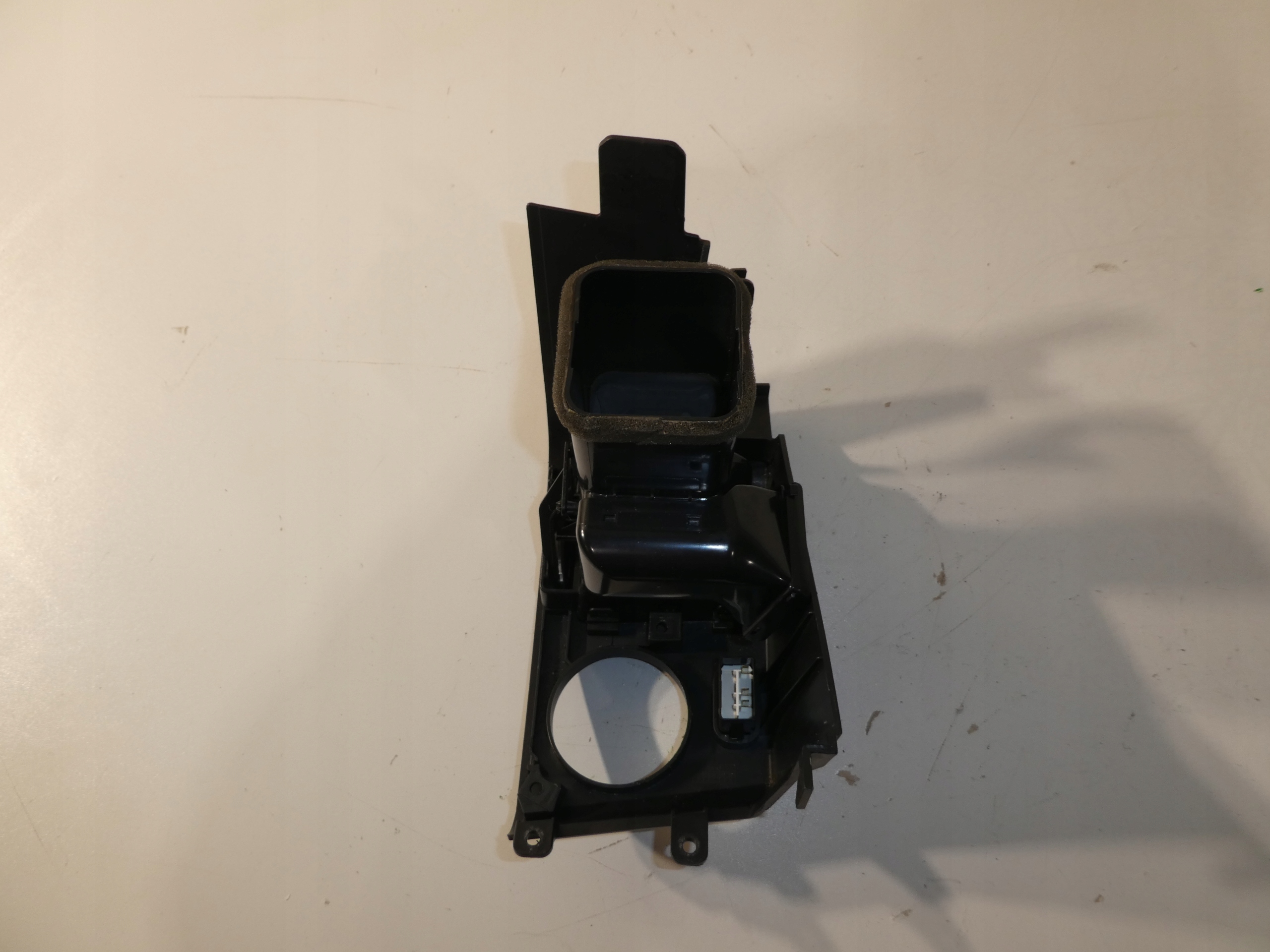 grid air conditioning devices left front VW CRAFTER A9068300454