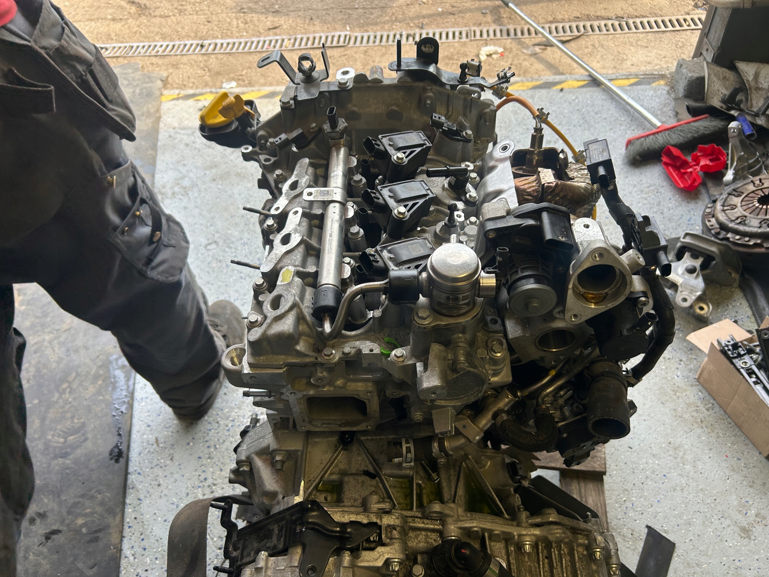 RENAULT AUSTRAL 1,2 E-TECH engine H5FB601
