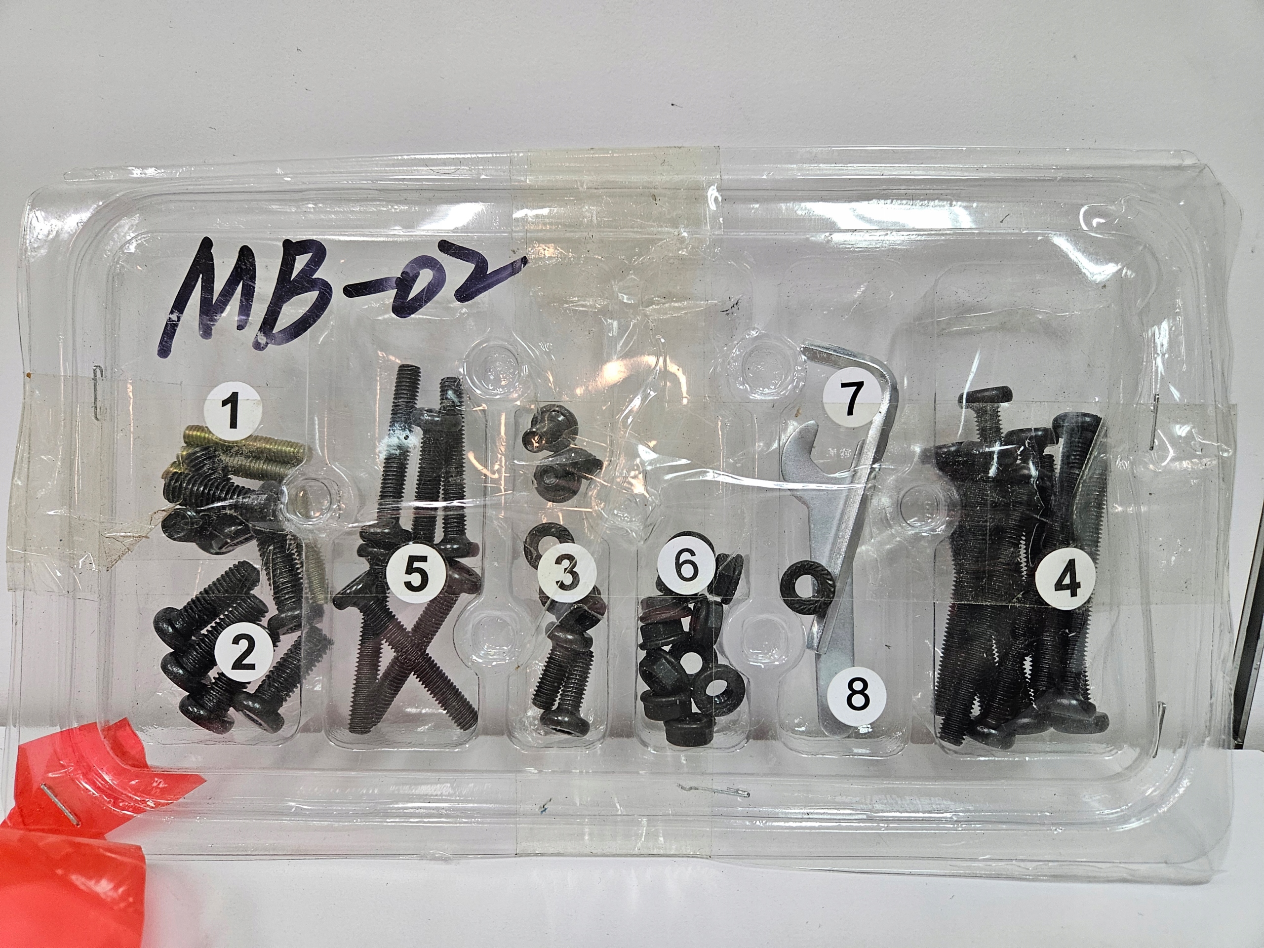 KOMPLET ŚRUB DO ŁÓŻKA METALOWEGO - MB02 - CZARNY