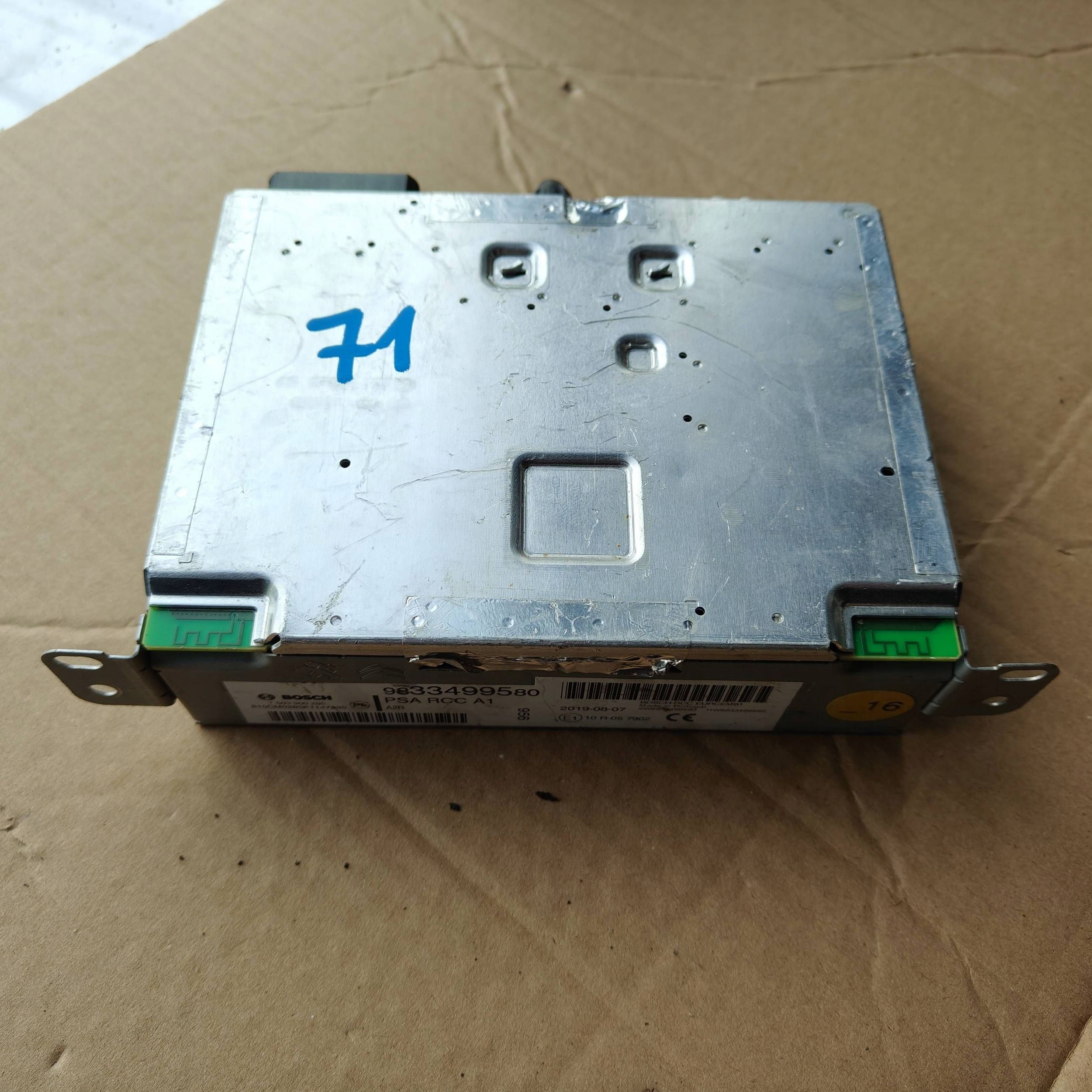 Stacja multimedialna Citroen C3 9833499580