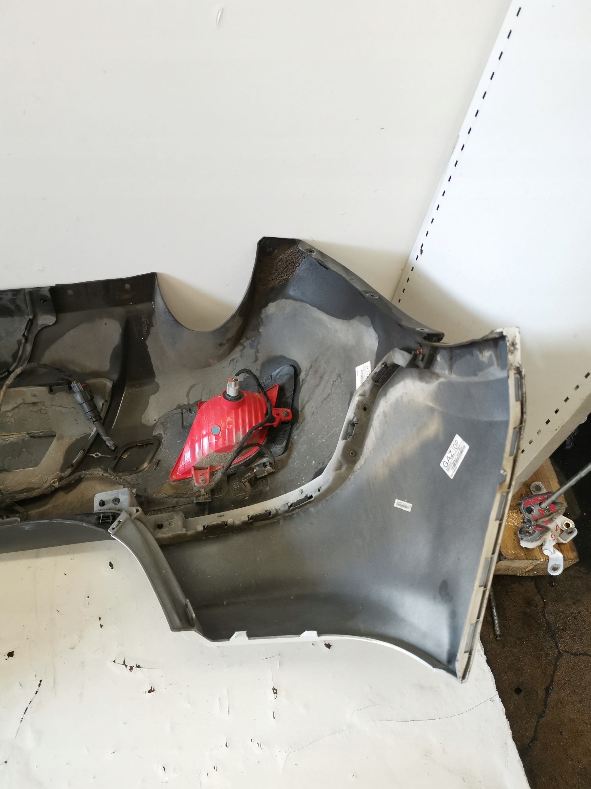 OPEL MOKKA bumper rear Z40R GAZ PDC