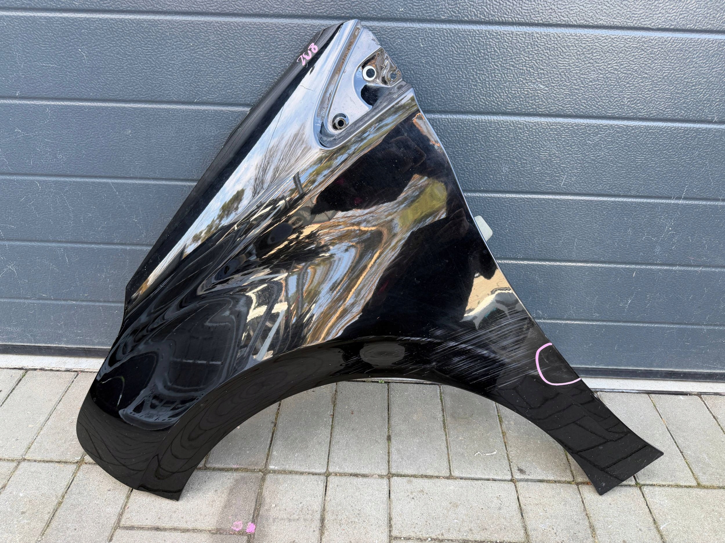 Peugeot 208 12- fender left front front