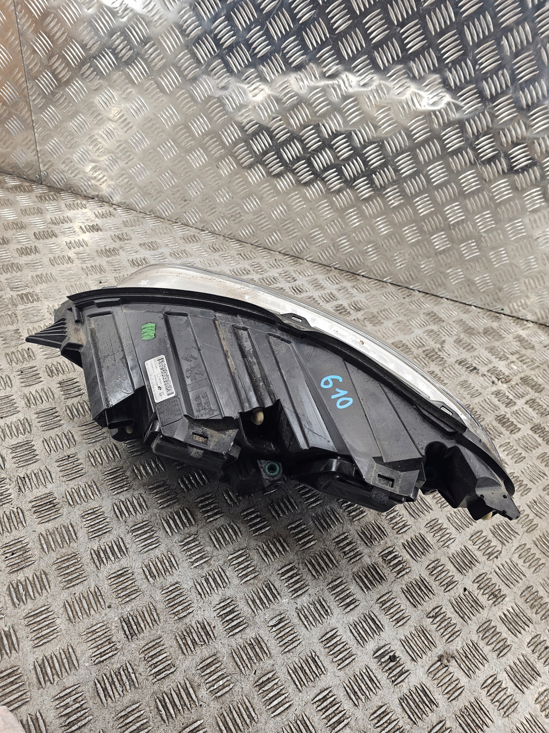 right light front PEUGEOT EXPERT TRAVELLER 16-21 ROK 9808572580