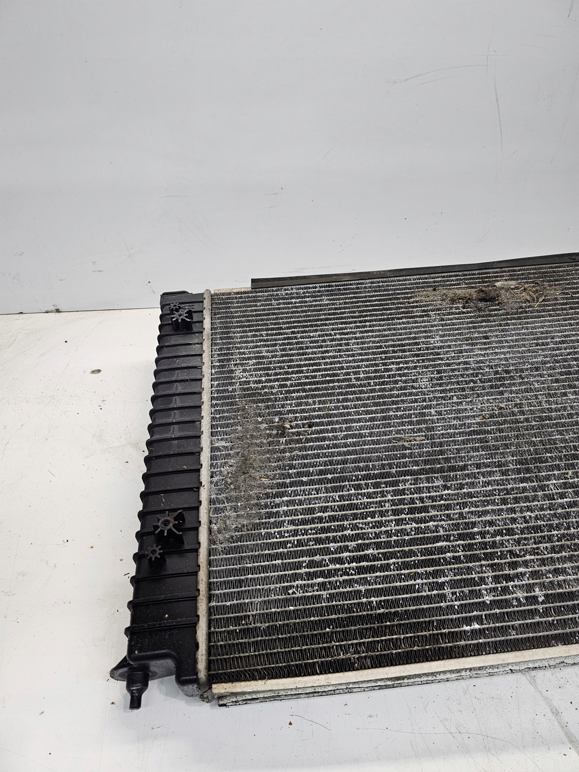 water cooler 2.0 TDI AUDI A6 C6 4F0121251P AUTOMAT