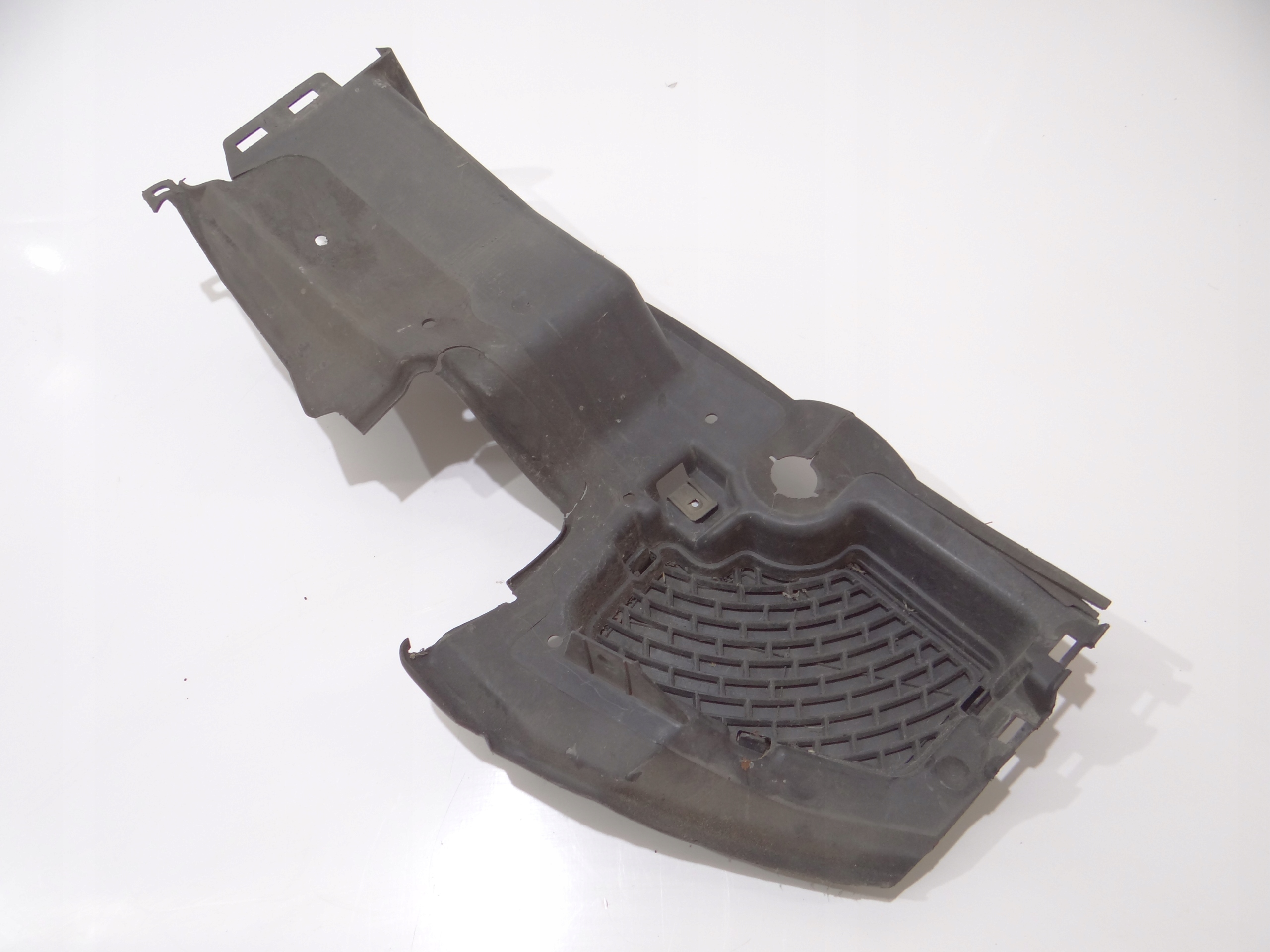 drain air left BMW E61 M PAKIET 7897175