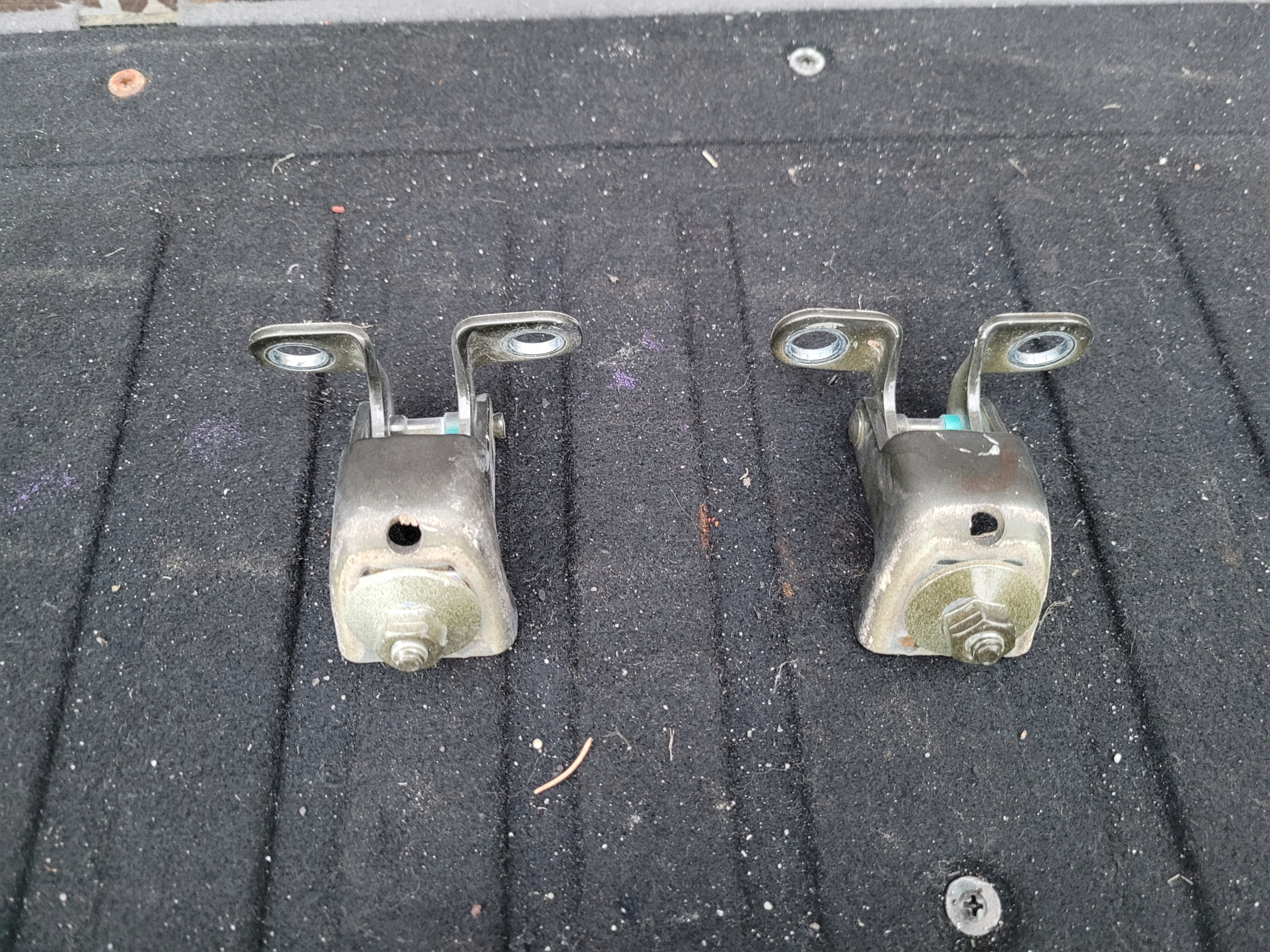 ZAWIAS KLAPY KOLOR KDK CITROEN C4 II B7 10-