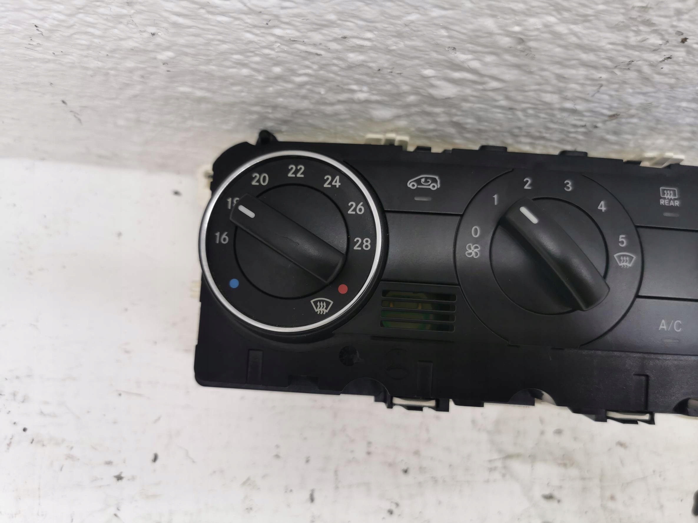 Unite commande clima MERCEDES A-KLASA W169 LIFT EU