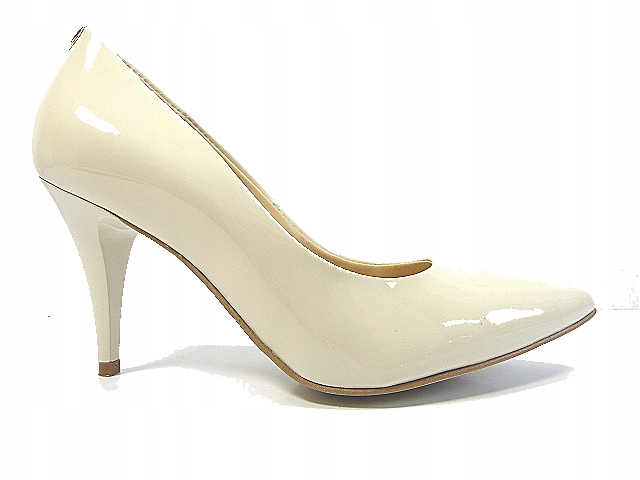 Béžové lakované kožené lodičky Sala 36