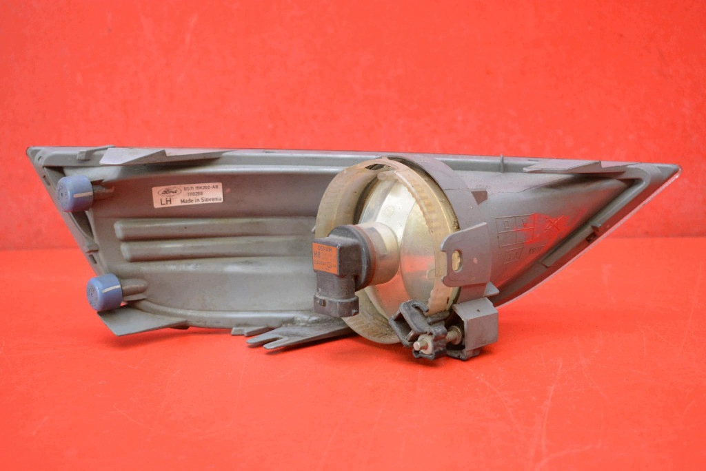 fog light left front front BS71-15K202-AB FORD MONDEO MK4 LIFT 10-15