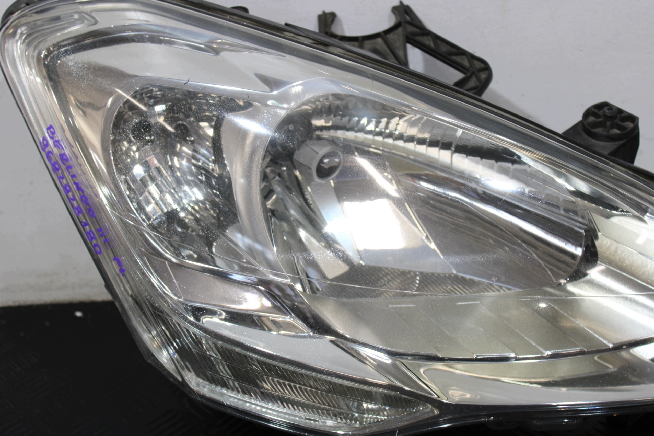 light right front right front 9682828180 CITROEN BERLINGO III 3 LIFT