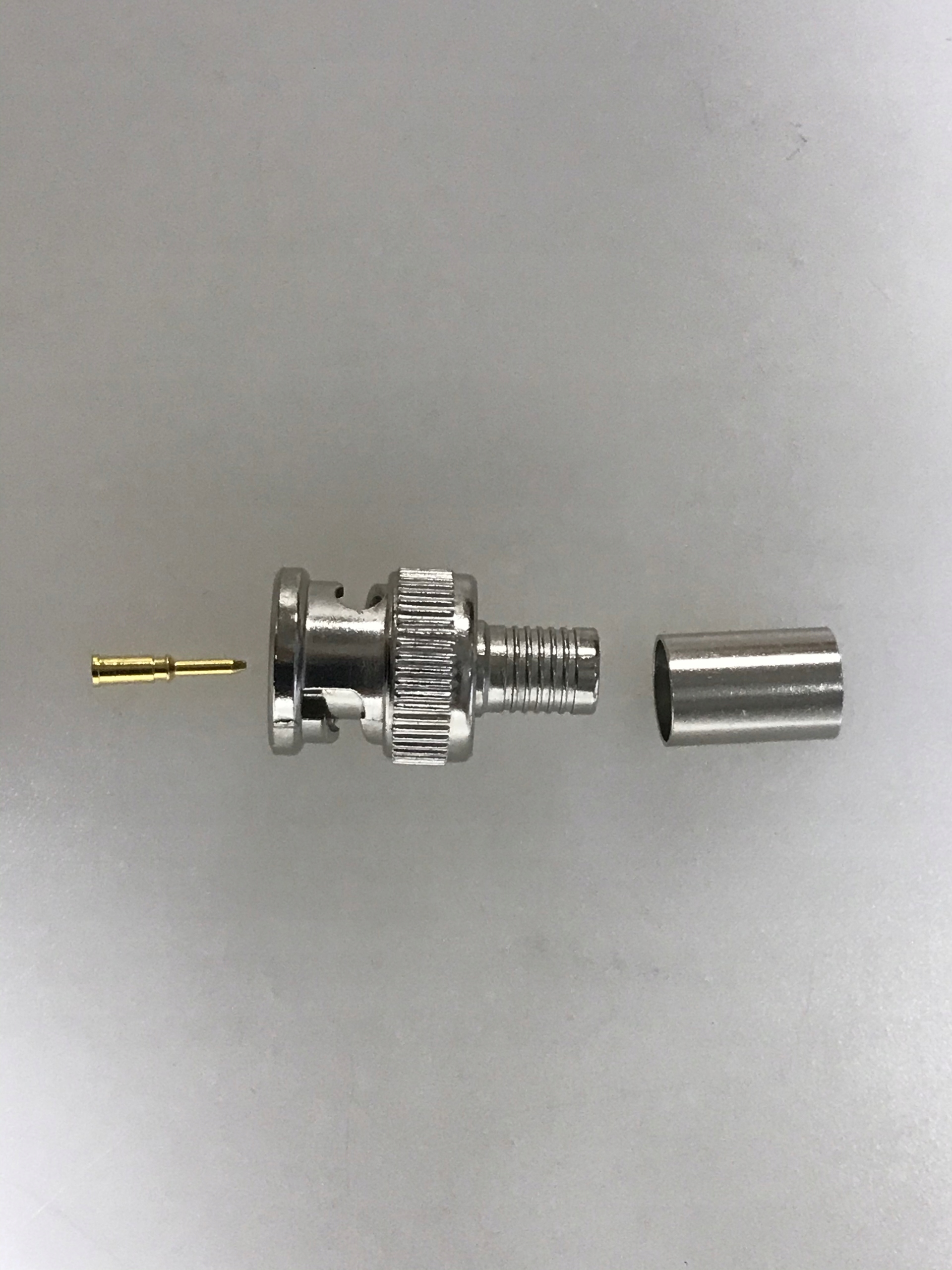 Wtyk BNC zaciskany RG59