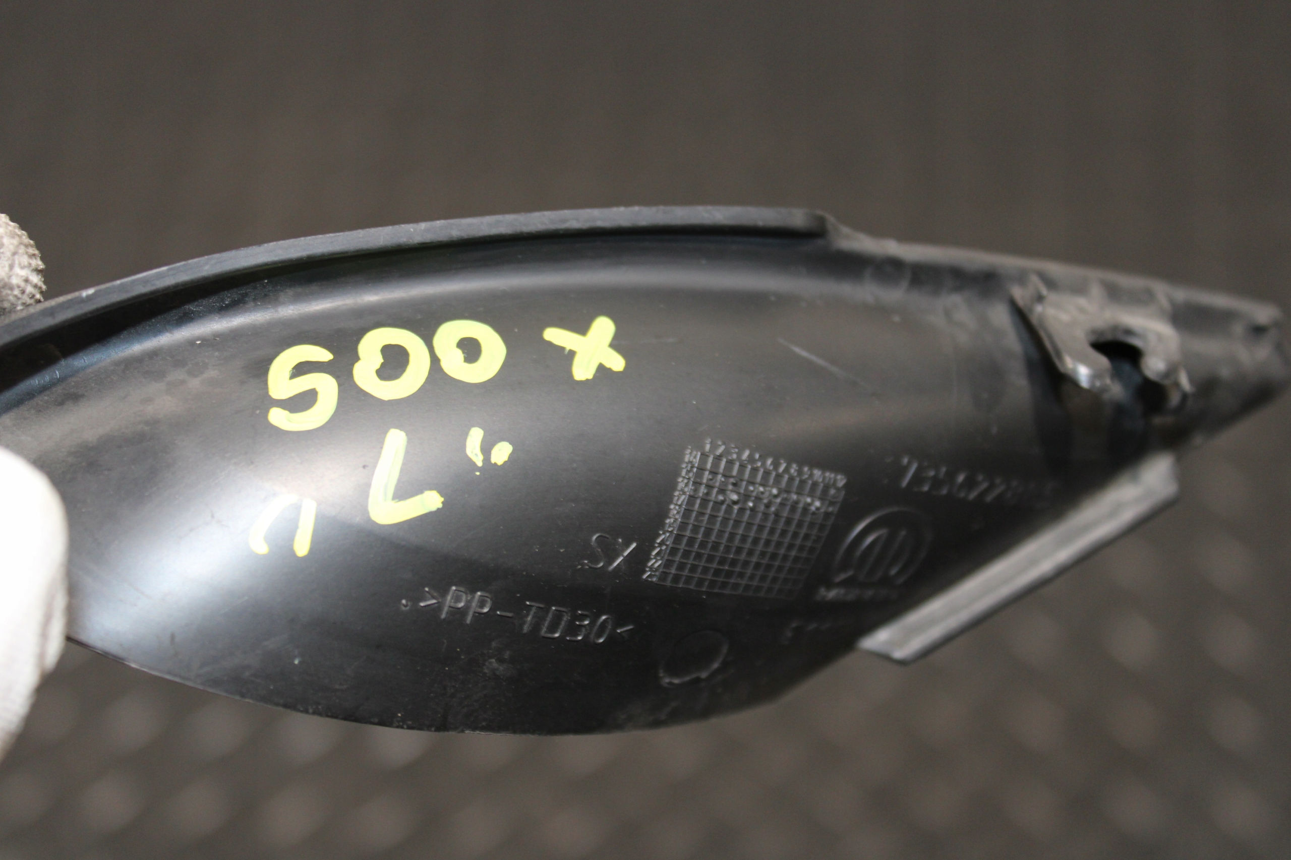 spoiler under the window left FIAT 500X CROSS 735622885