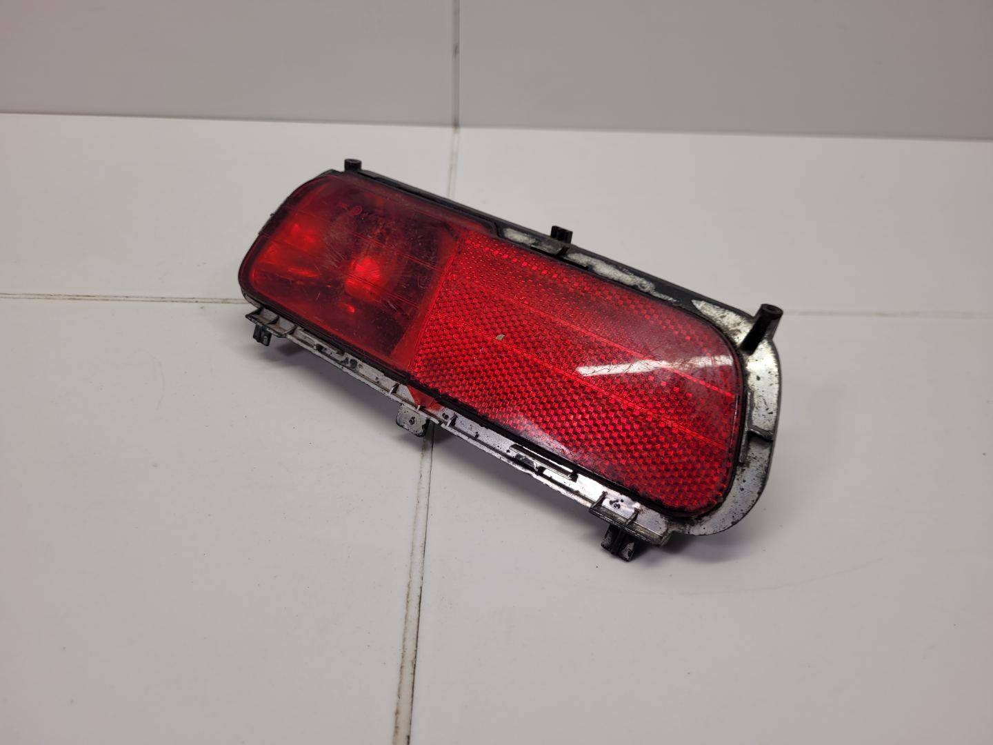 light rear part fog lights left side Citroen C4 Picasso 2 2016 9653548780