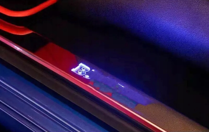 Nakładki Na Progi BRABUS LED Mercedes W463 90-18