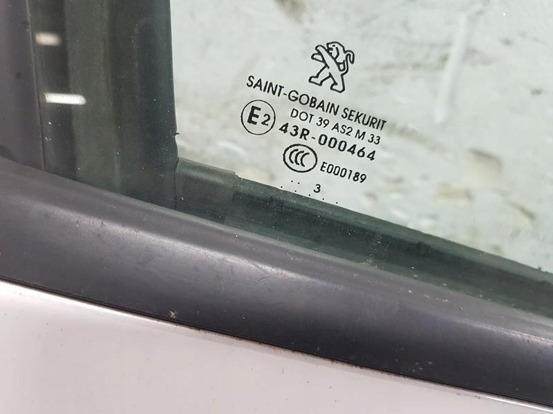 DRZWI PRAWY PRZÓD EWPB PEUGEOT 208 I Typ samochodu Samochody osobowe