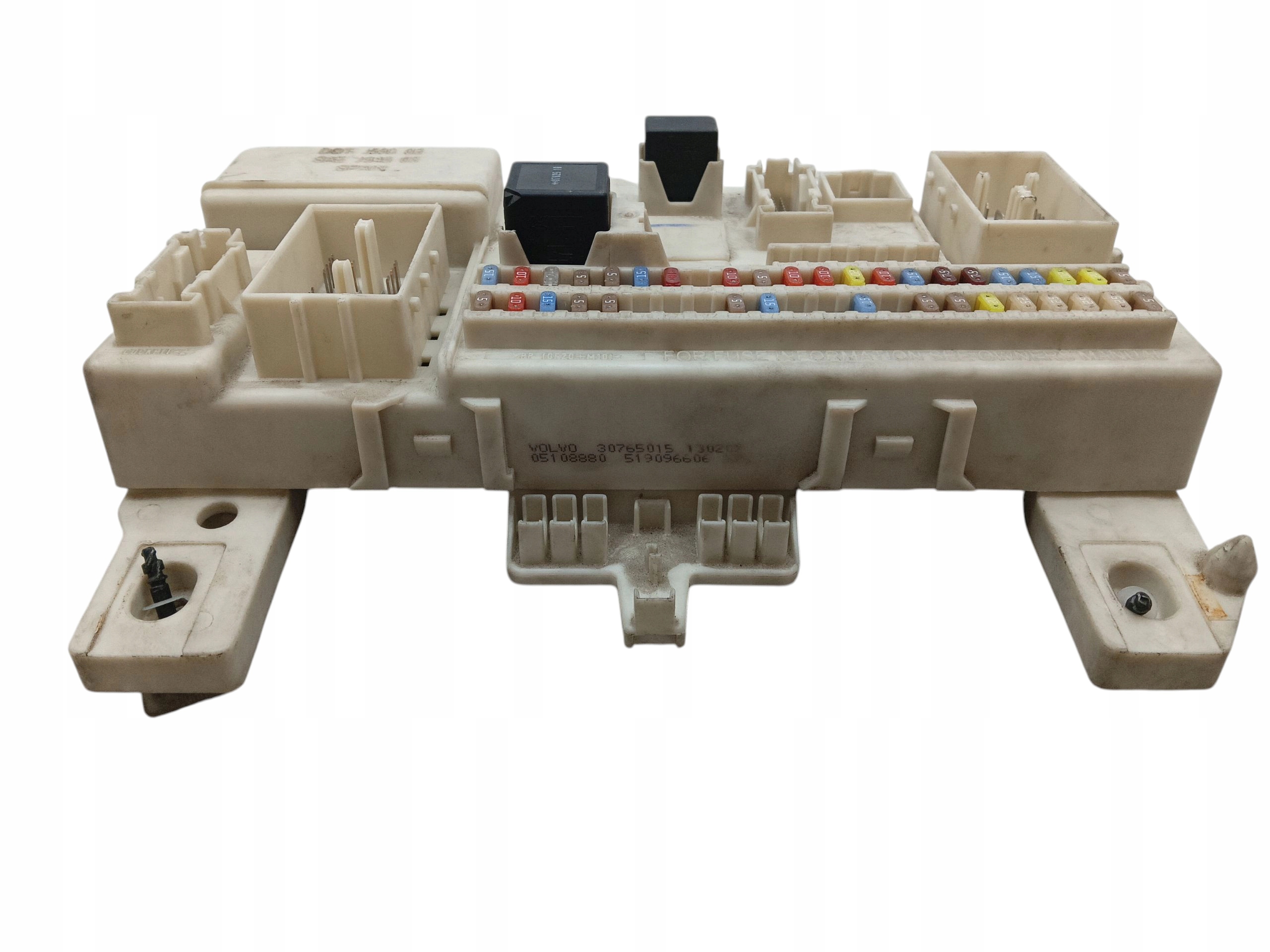 fuse box module BSI VOLVO C30 S40 II V50 30765015