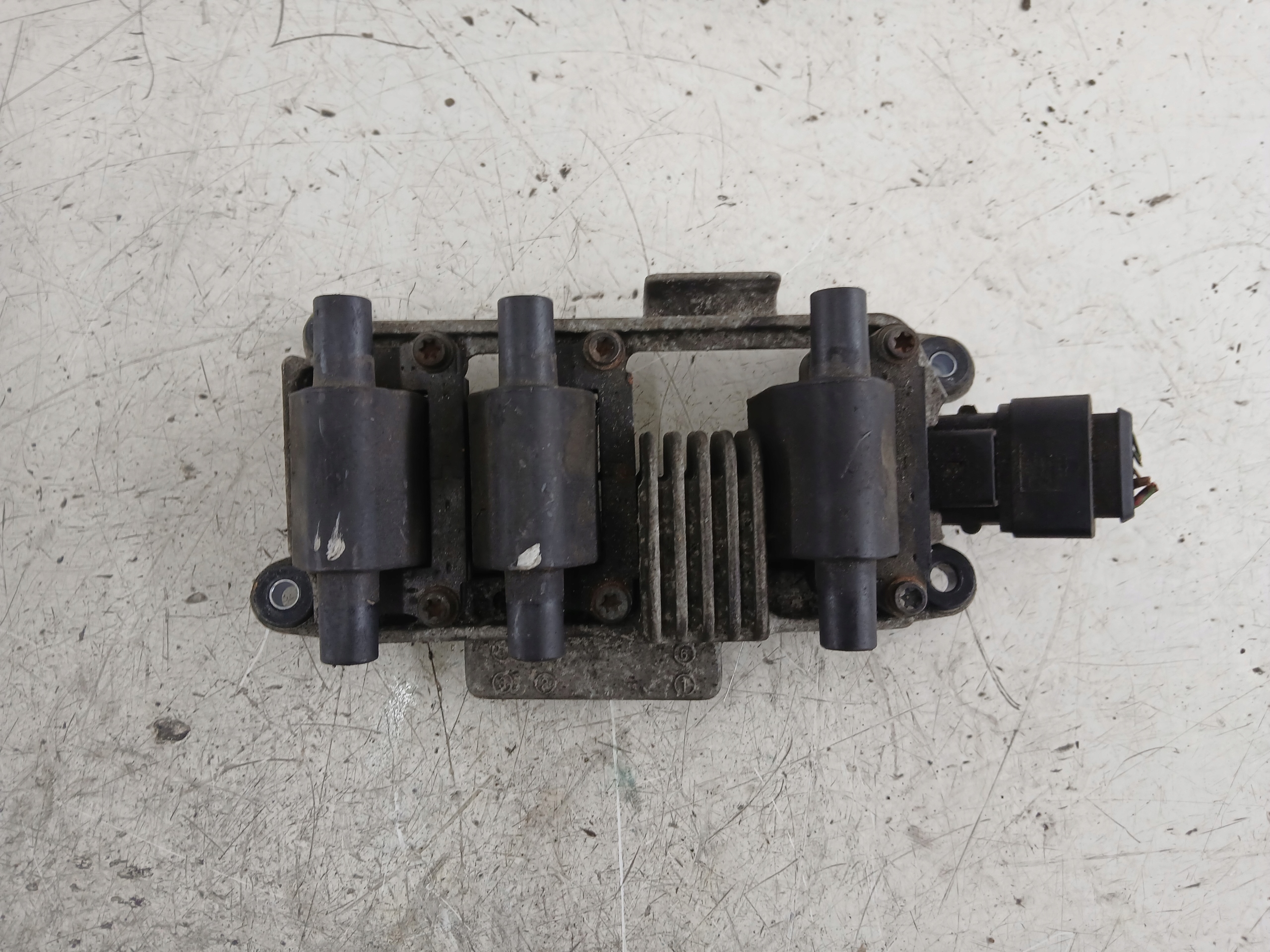 AUDI A4 B6 2.4 coil ignition U2010