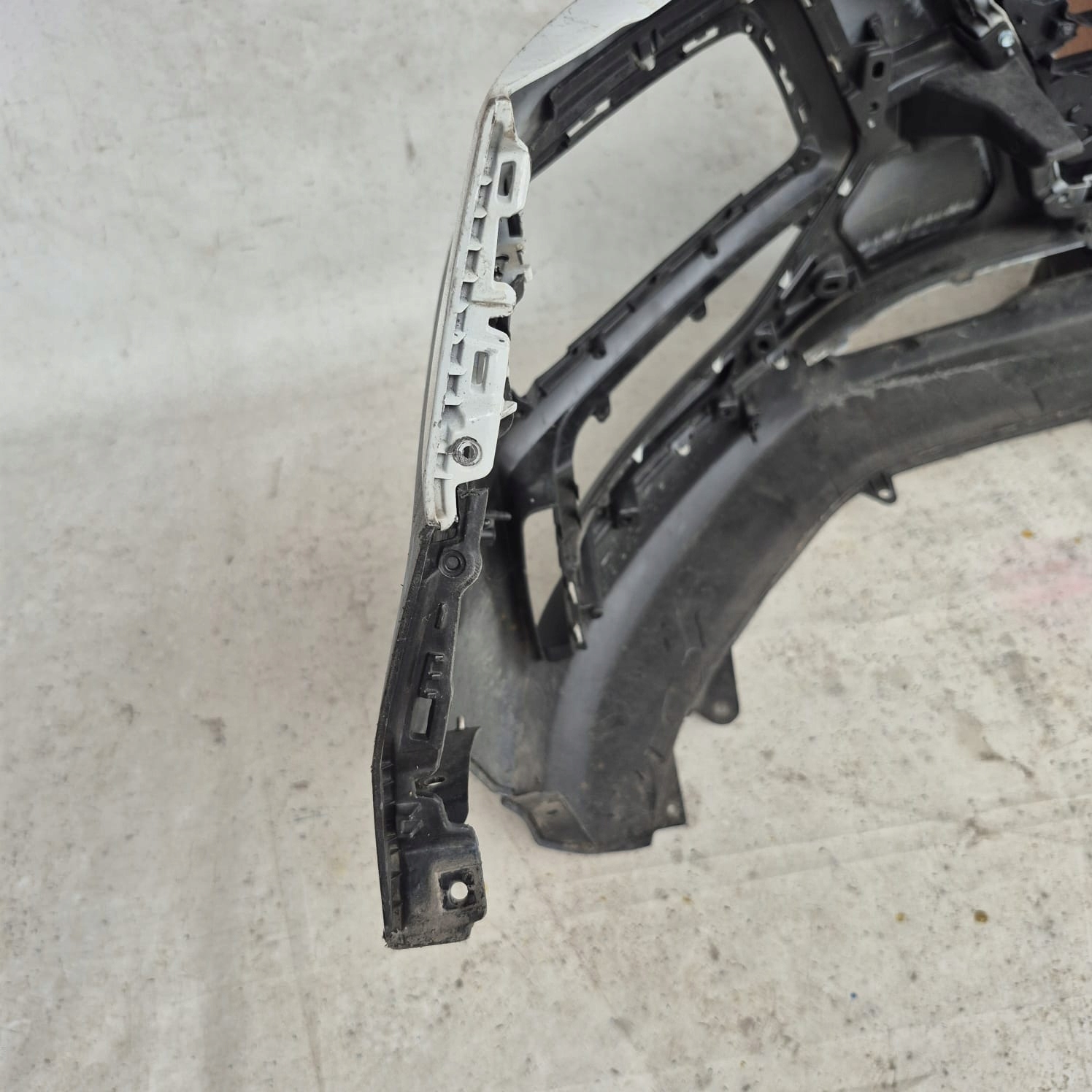 HYUNDAI KONA and 1 17-20 bumper front front PDC