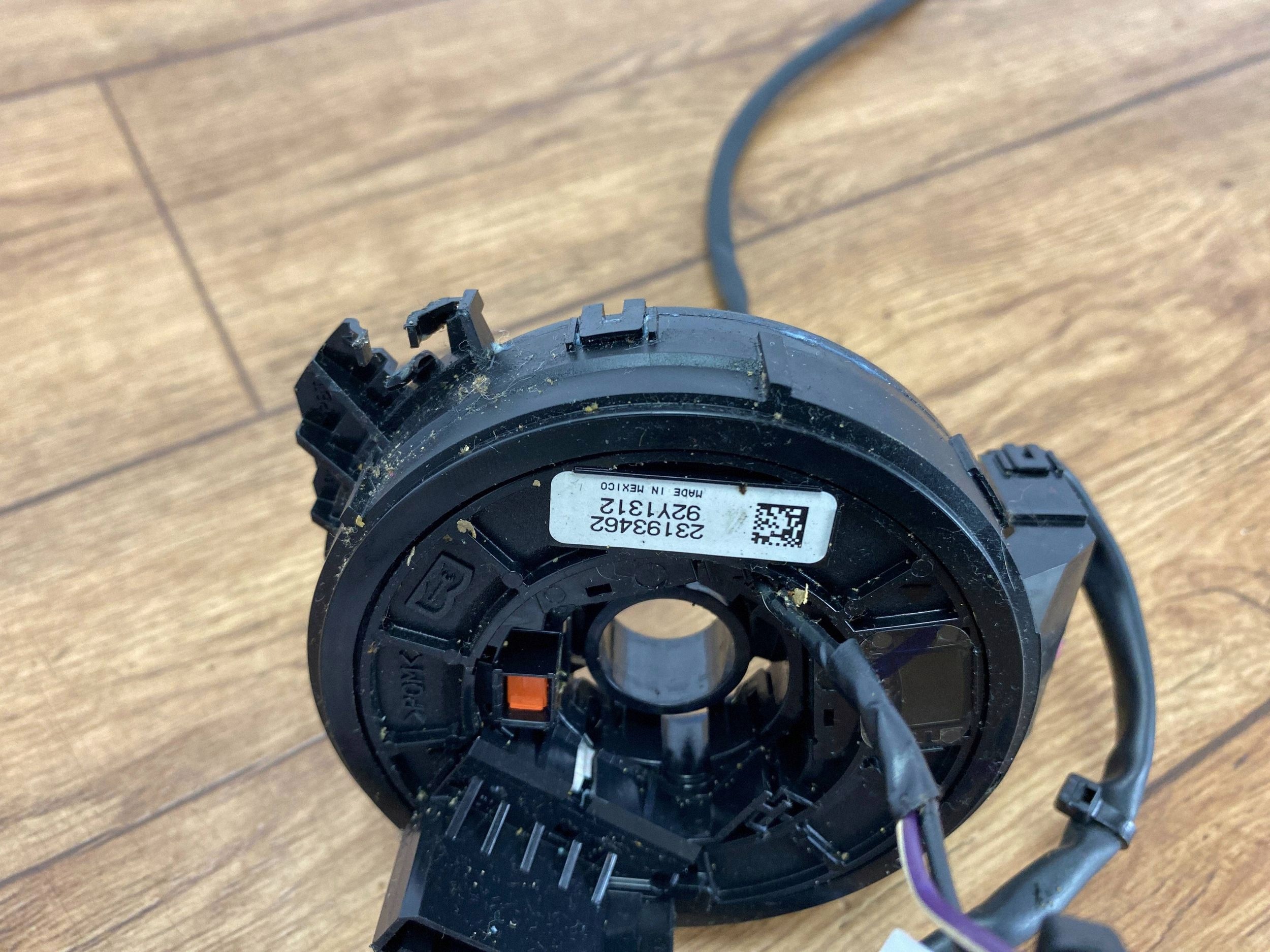 ring airbag Cadillac Escalade IV 2015+