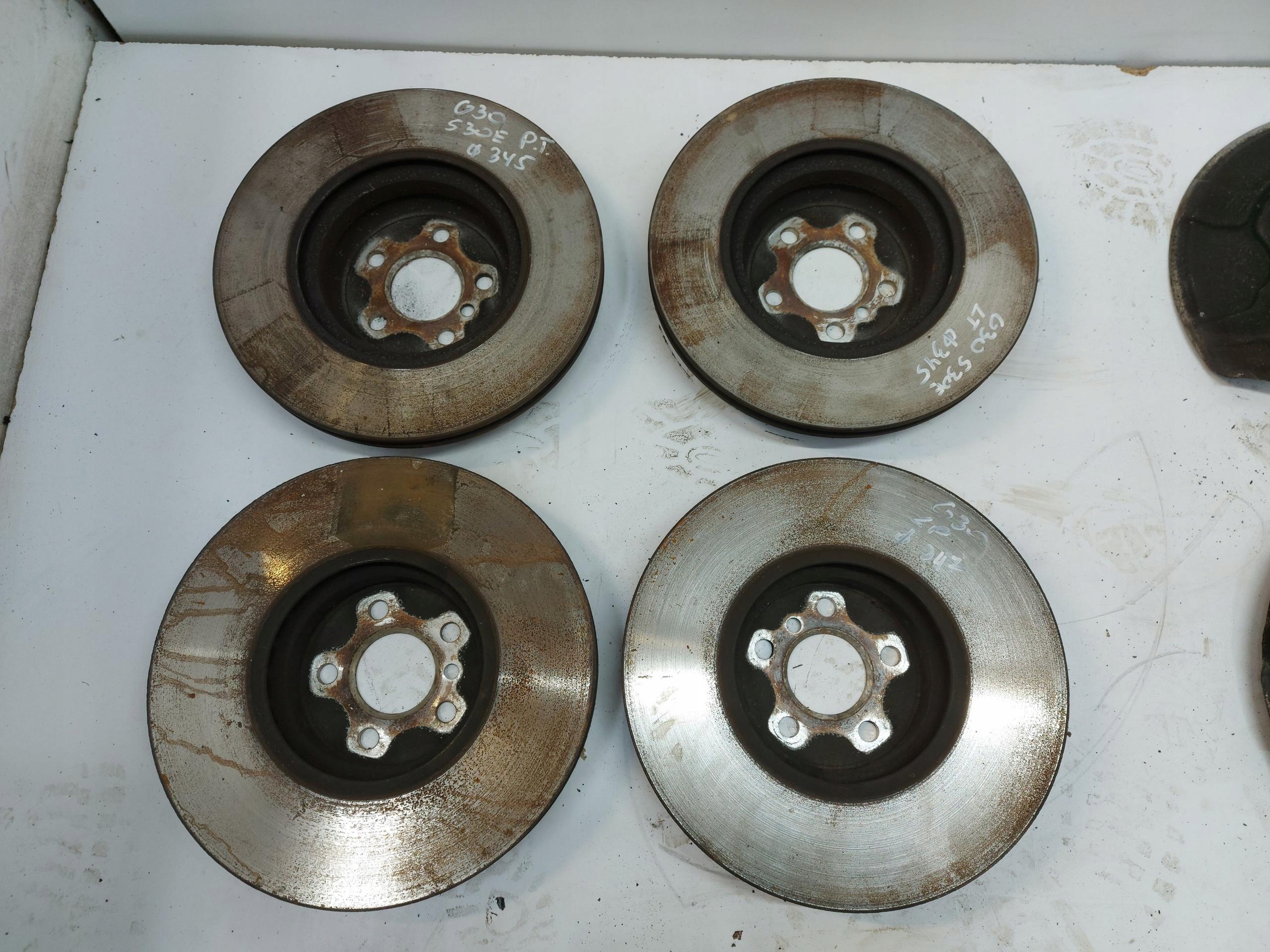 BMW G30 530E HAMULCE discs calipers running board KOMPLET
