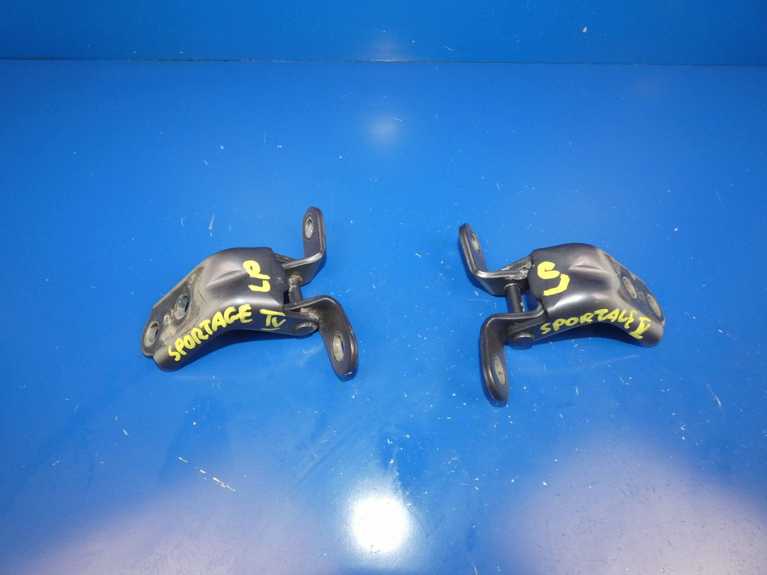KIA SPORTAGE IV 2016- hinges door PRZEDNICH left front KOMPLET