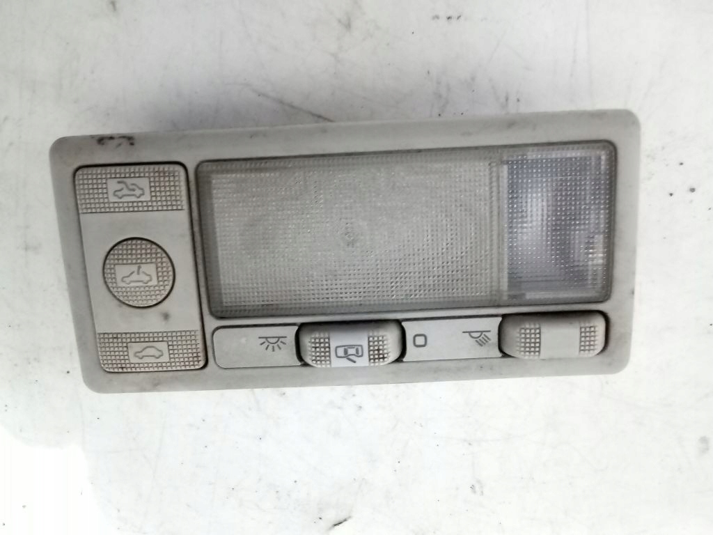 VW Passat B4 FANALE CIELO INTERNO