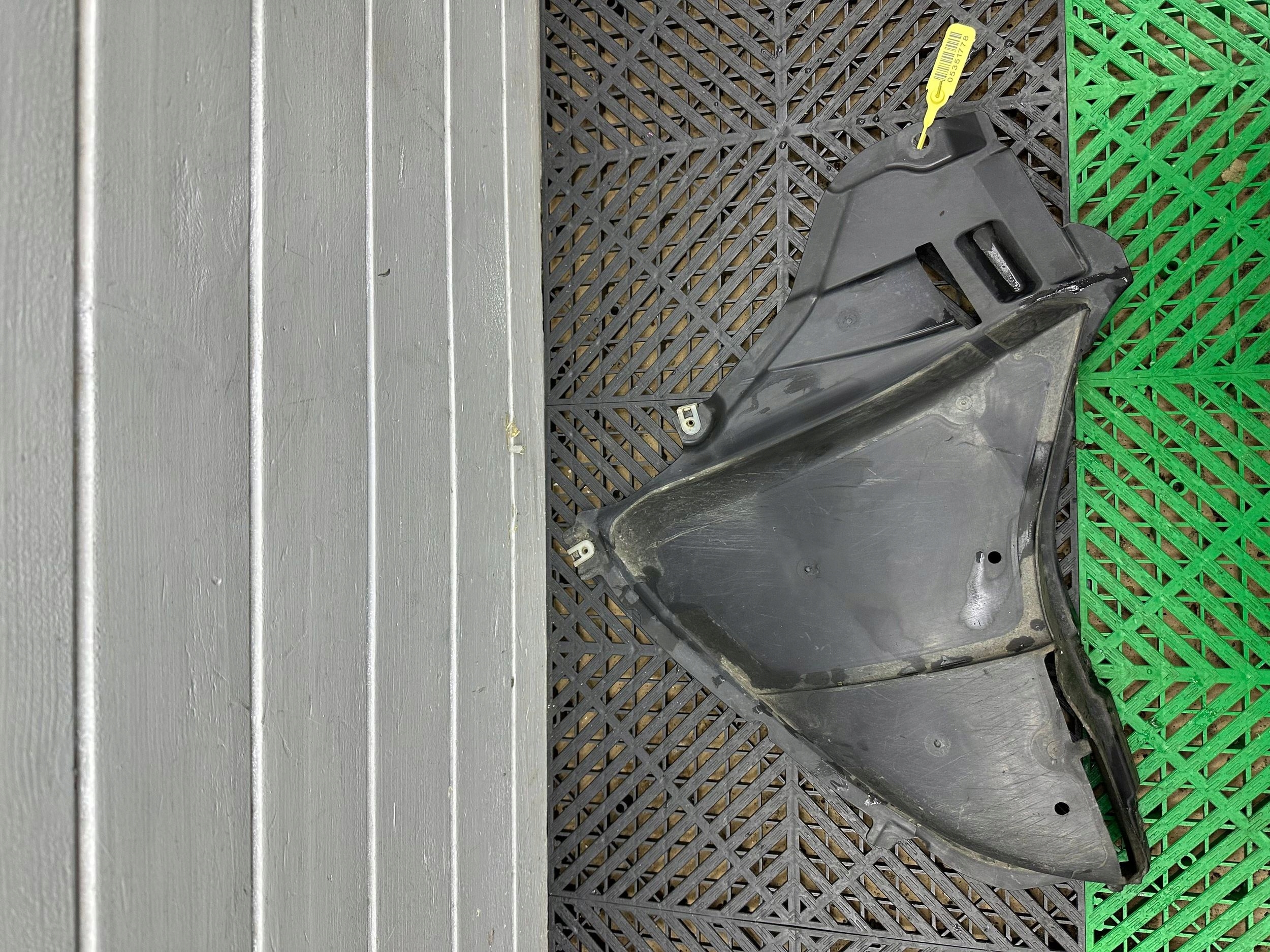 mudguard front BMW 5 G30 G31 M PAKIET 8060032