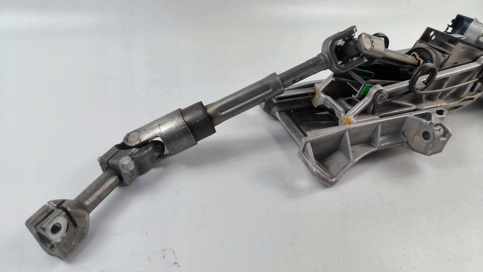 ignition DS7T-15607-BB FORD TRANSIT CONNECT II LIFT