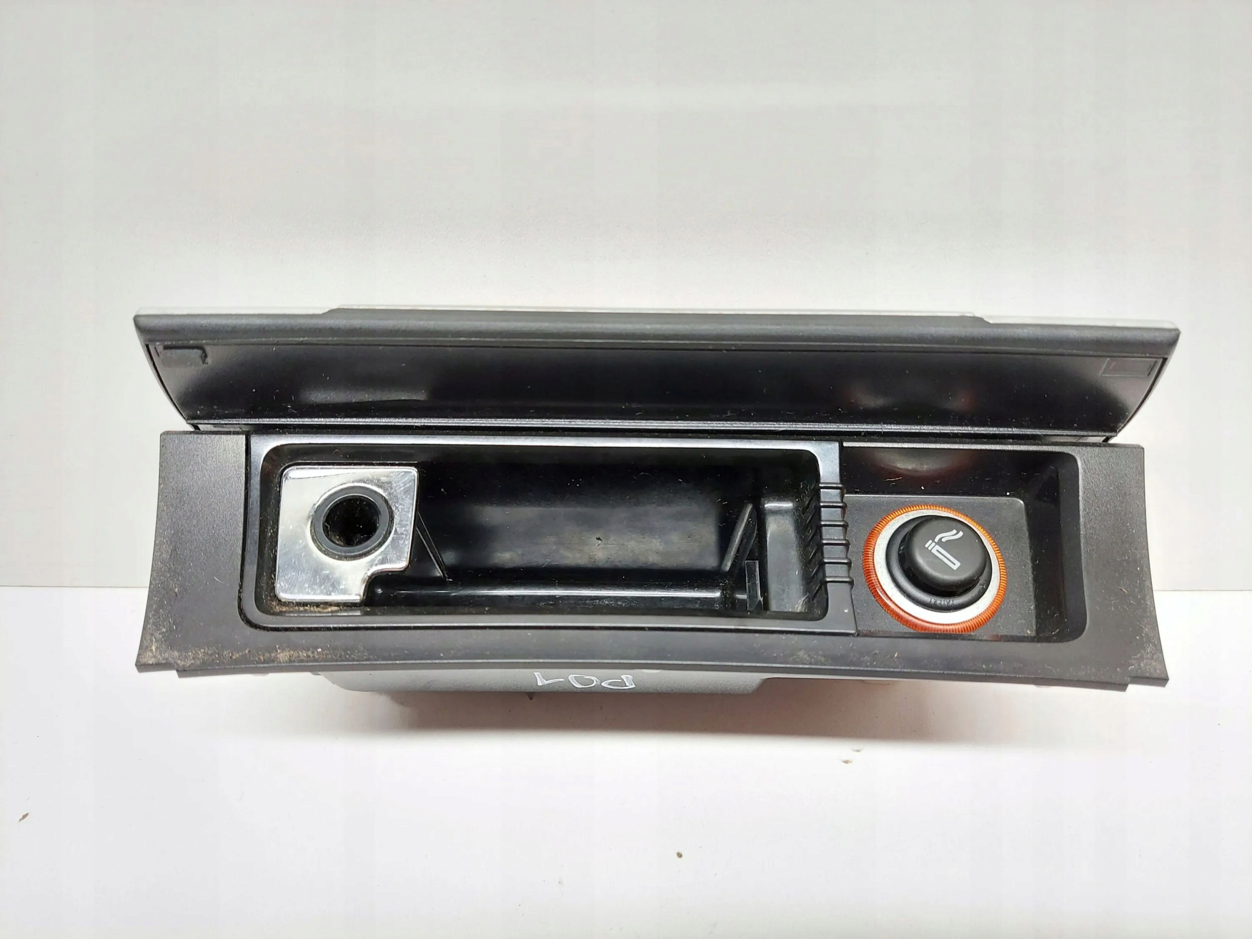 PASSAT B6 Cendrier Avant CHROM 3C0863284A
