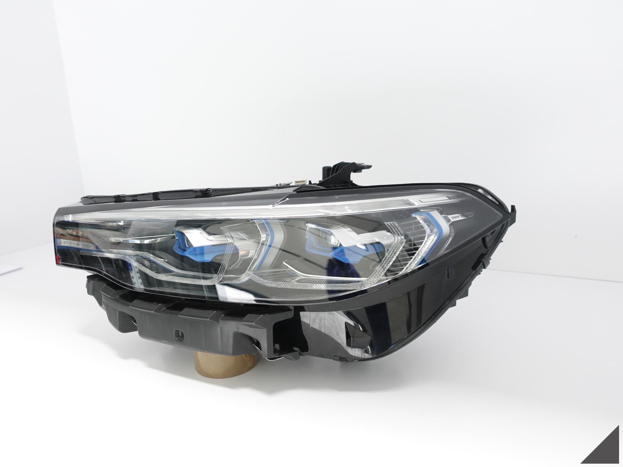 BMW X7 G07 light LASER left EUROPA 9481801