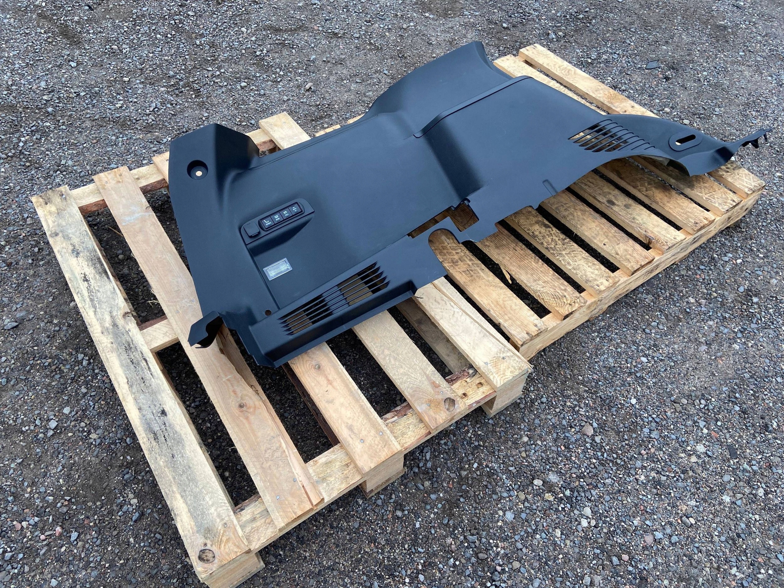 side upholstery side boot left left side Ford Explorer V 2011