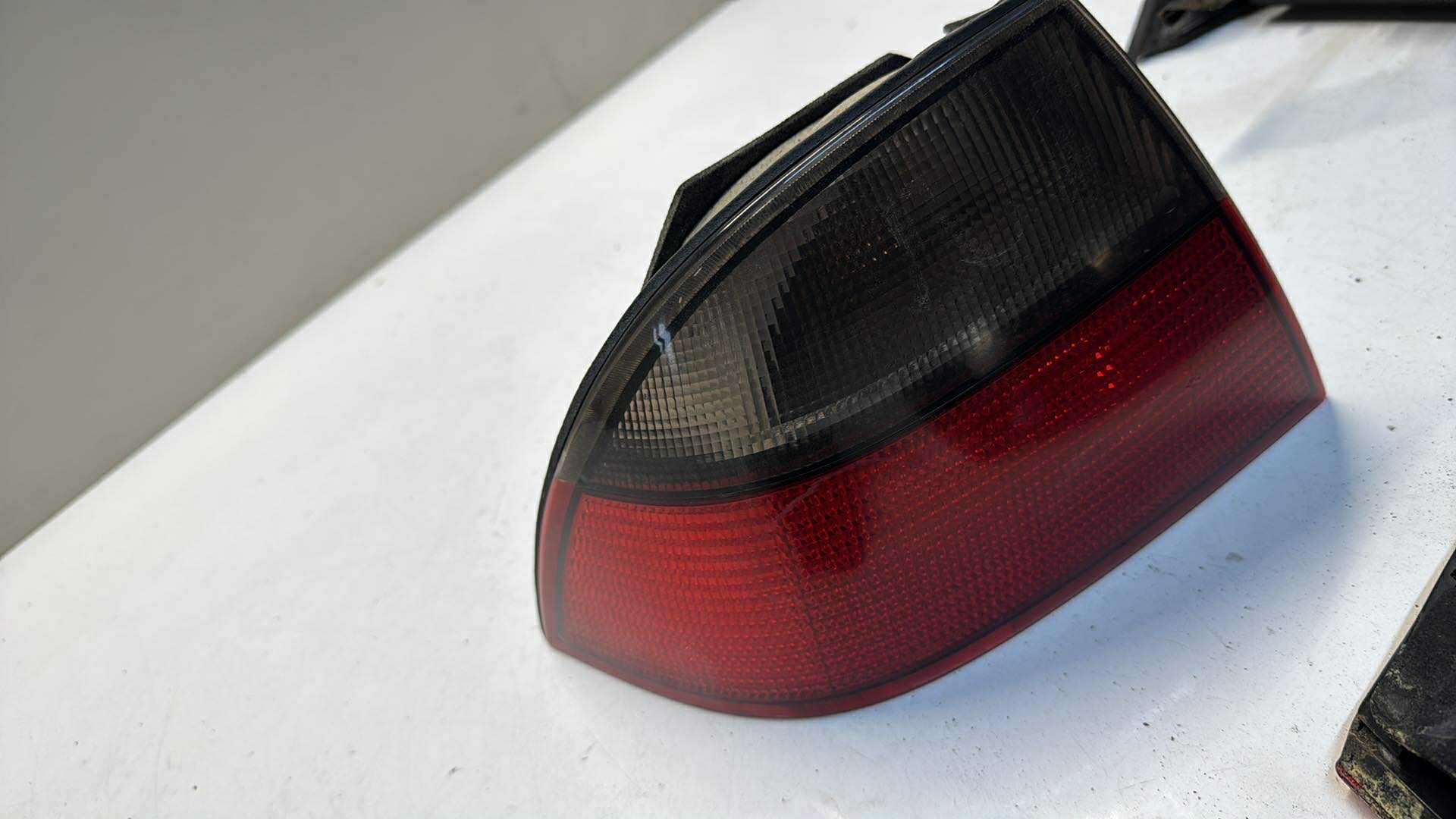 SAAB 9-5 95 light rear left left rear part 4560611 98-01 sedan