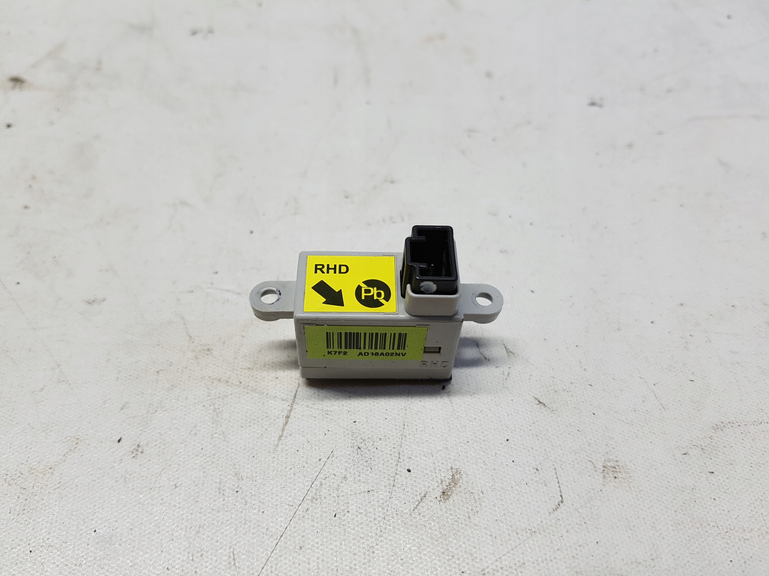 Ad18a02nv - Hyundai Ioniq 1.8 H Bluetooth микрофон