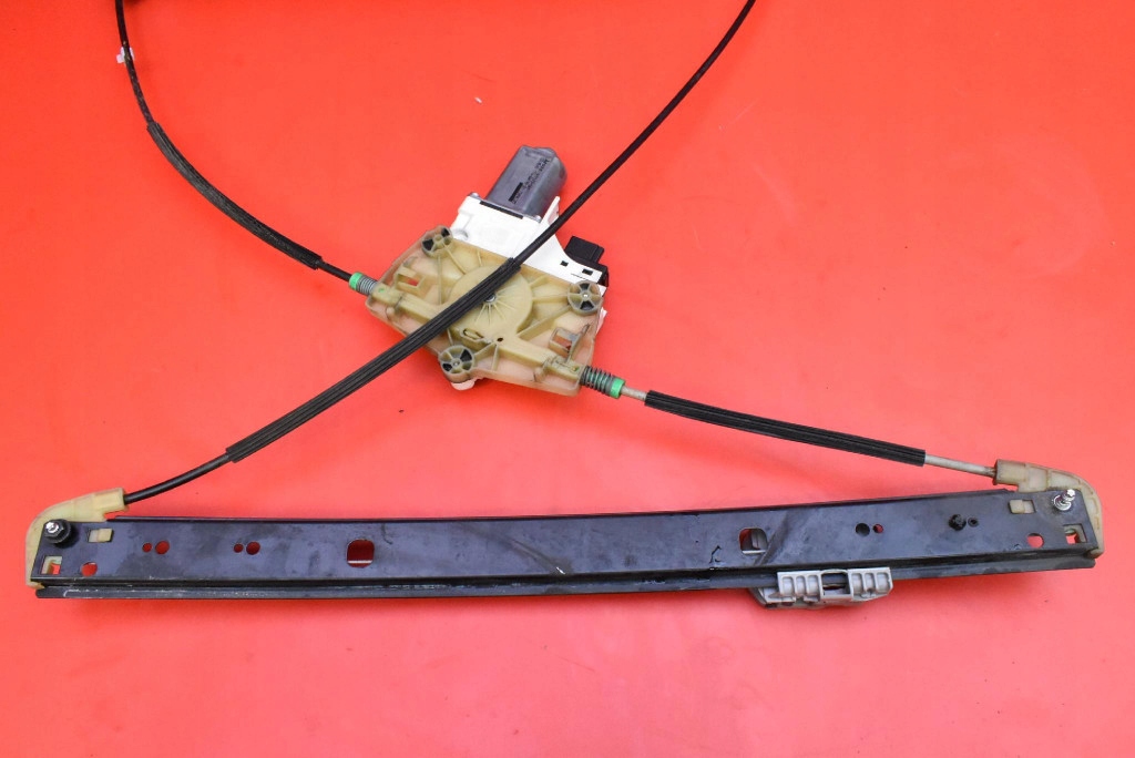 window regulator left front EU 4L0837461A AUDI Q7 4L 05-09