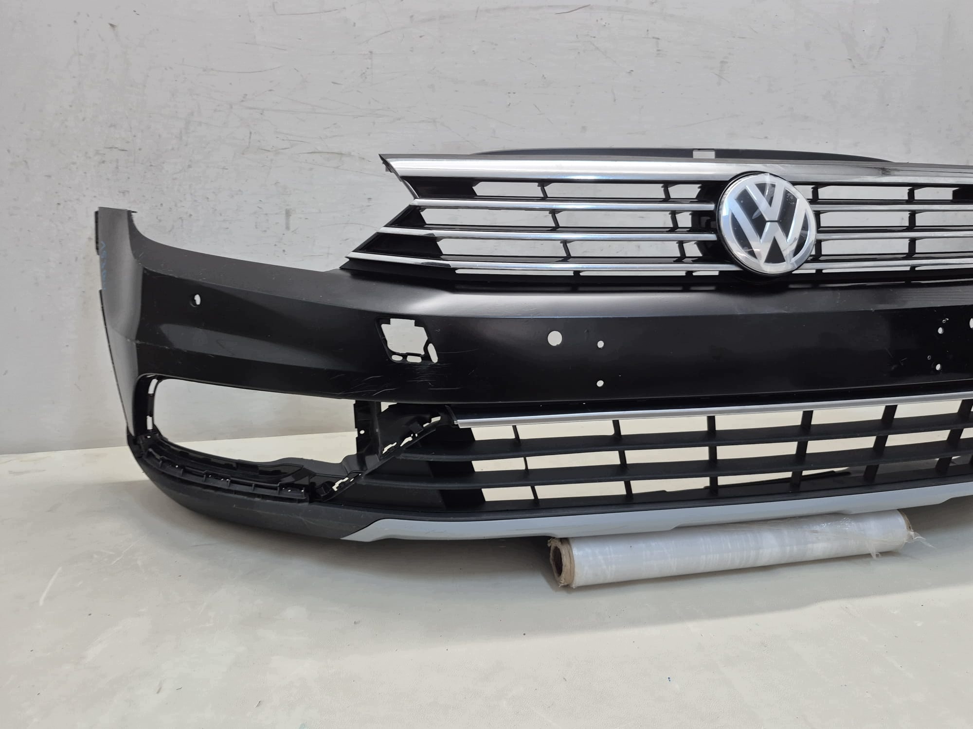 VW PASSAT B8 ALLTRACK 15-19 bumper front front 4XPDC 3G0807221C