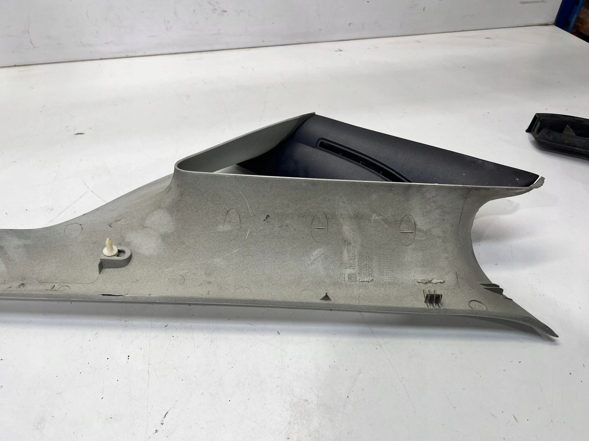cover SLUPKA left front VW SHARAN 7M3867233G