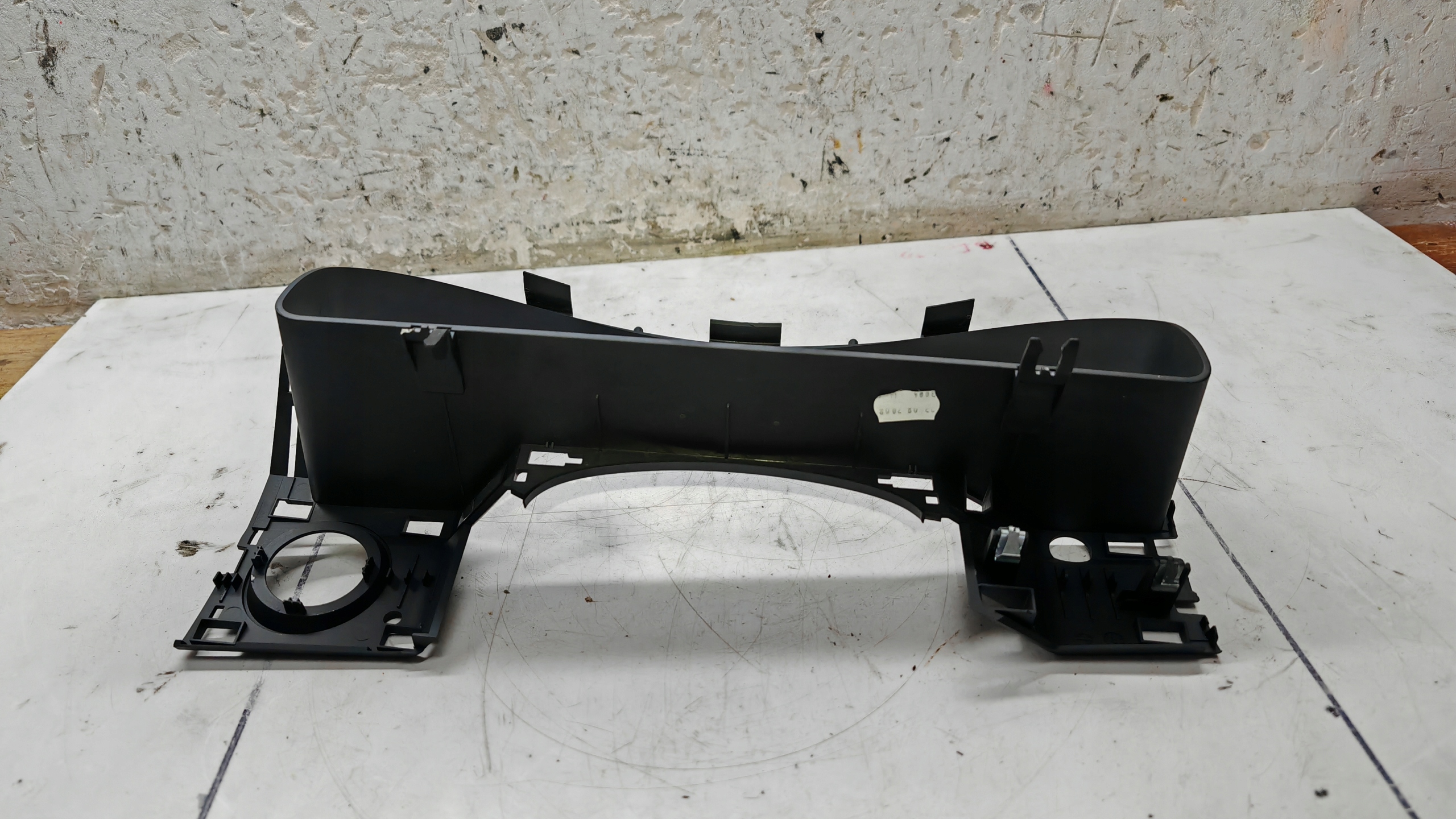 корпус рамка счетчика MERCEDES X204 A2046801708