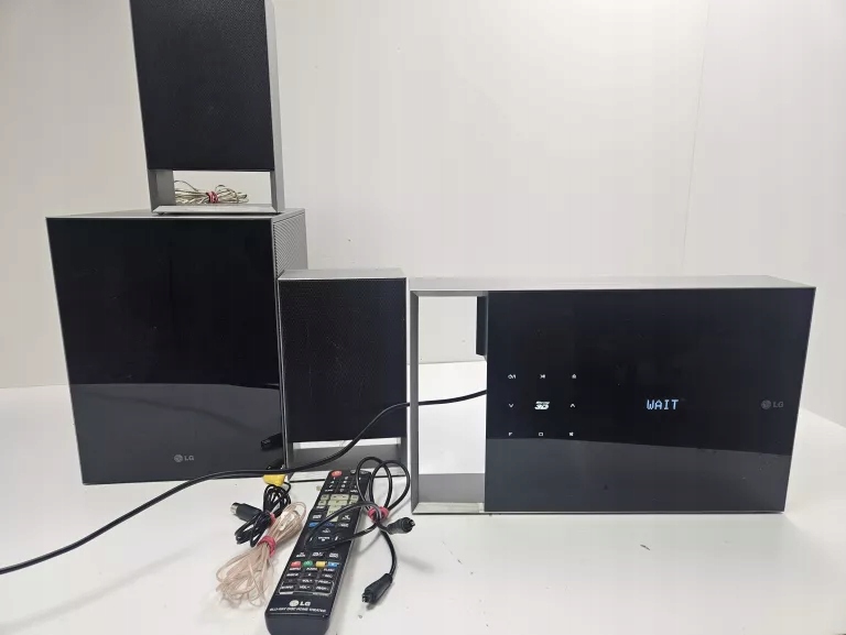 ZESTAW KINA DOMOWEGO LG BH7240C 2.1 600W BLURAY DVD USB WiFi BT RADIO PILOT