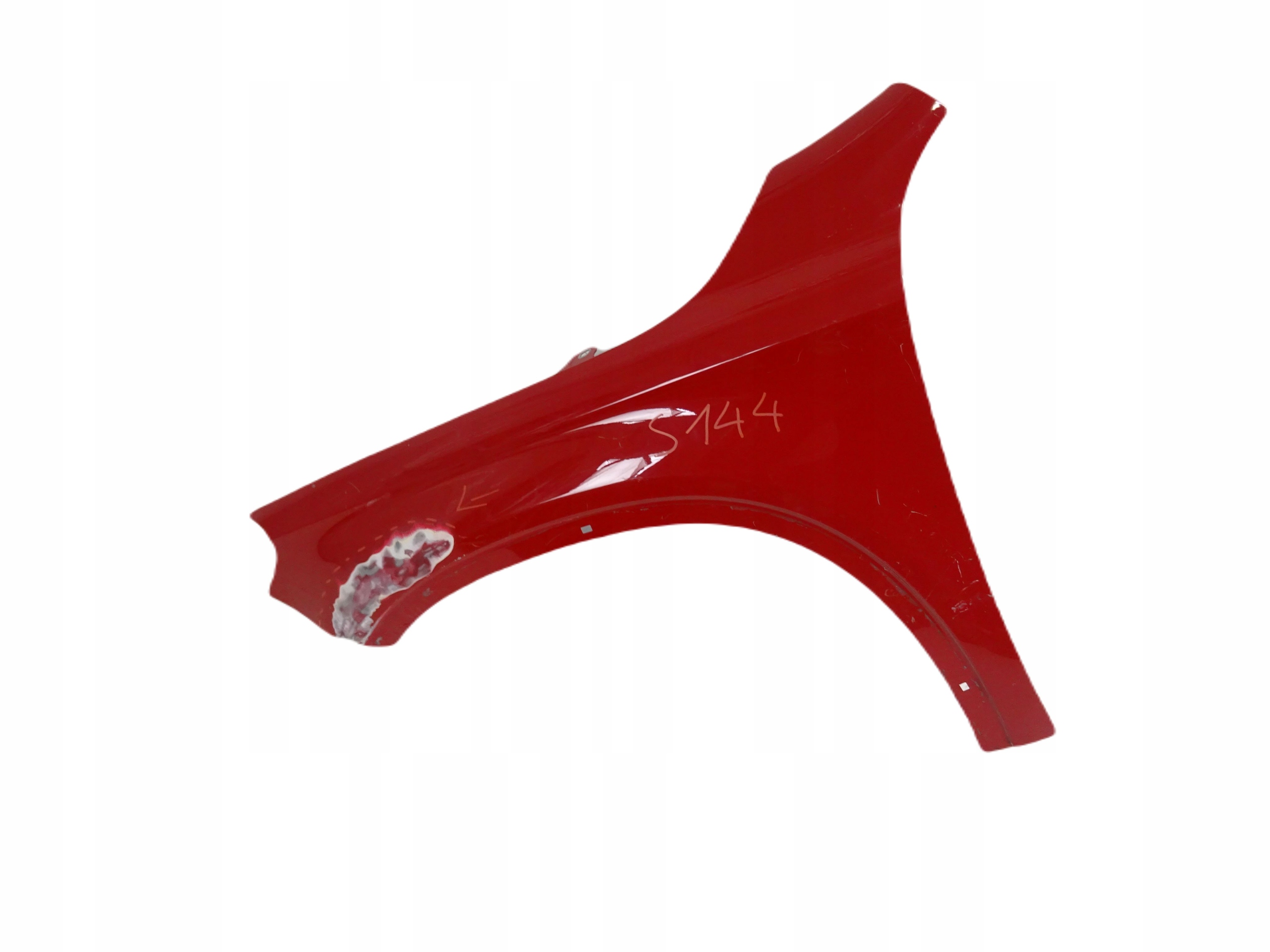 MERCEDES GLA 156 left fender front front