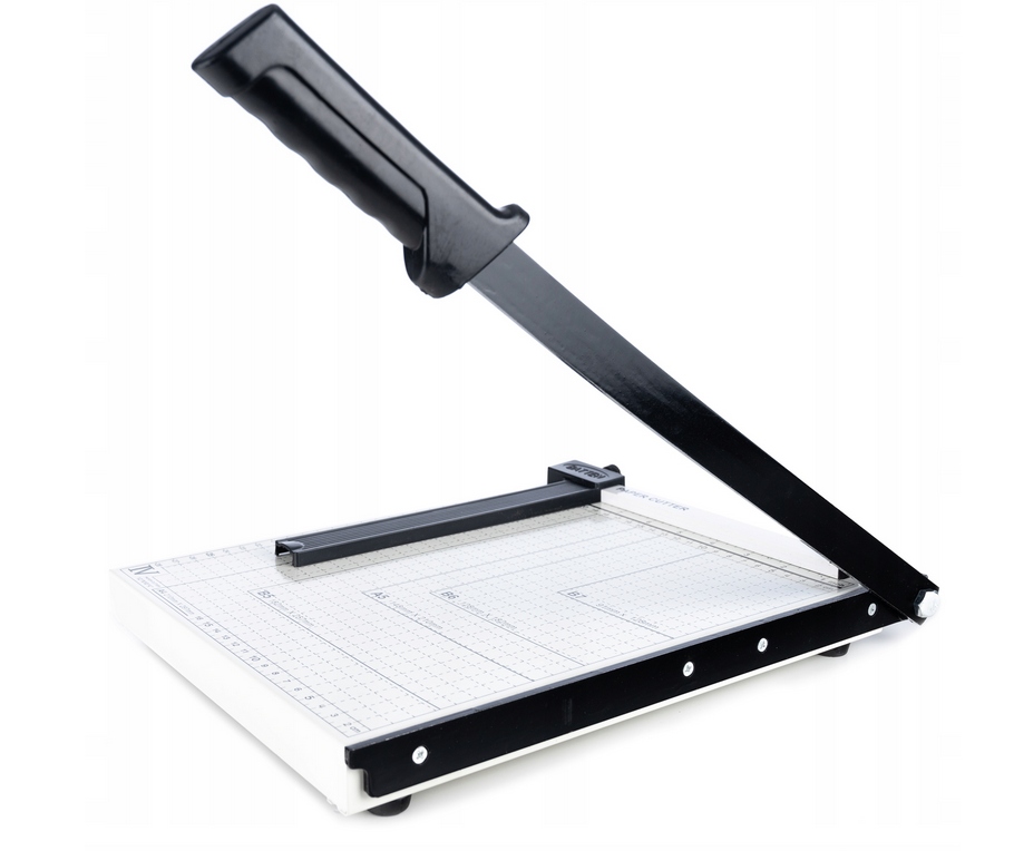 GILOTYNA TRYMER PAPIERU OBCINARKA A4 NOŻOWA