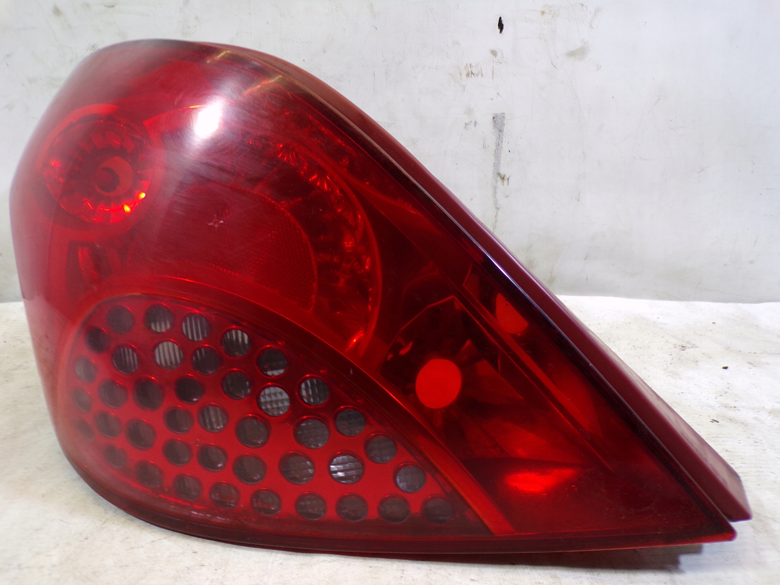 light rear rear part left PEUGEOT 207 3D (1) (K)