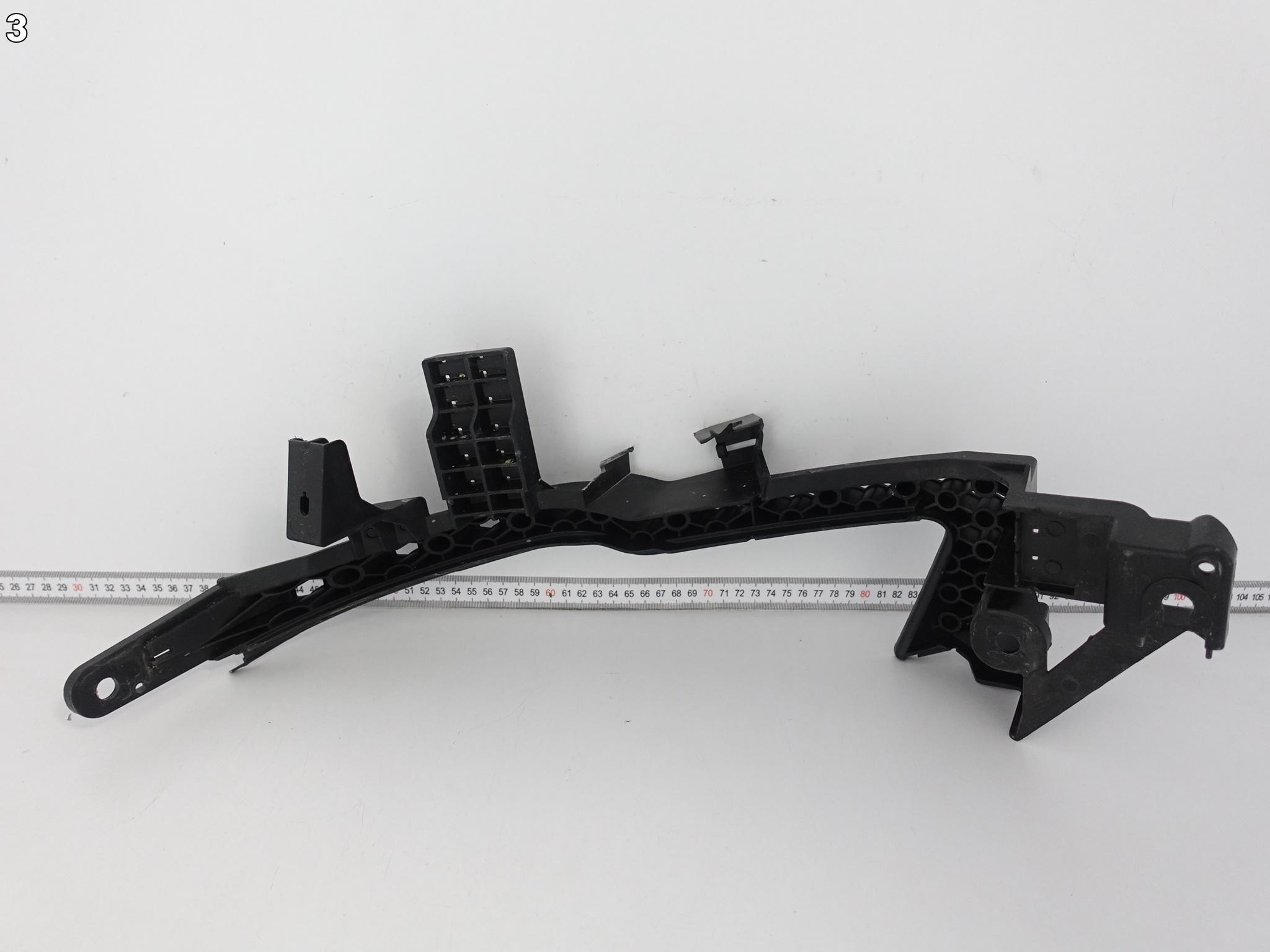 SUBARU FORESTER V SK 18- support holder lights W bumper right front