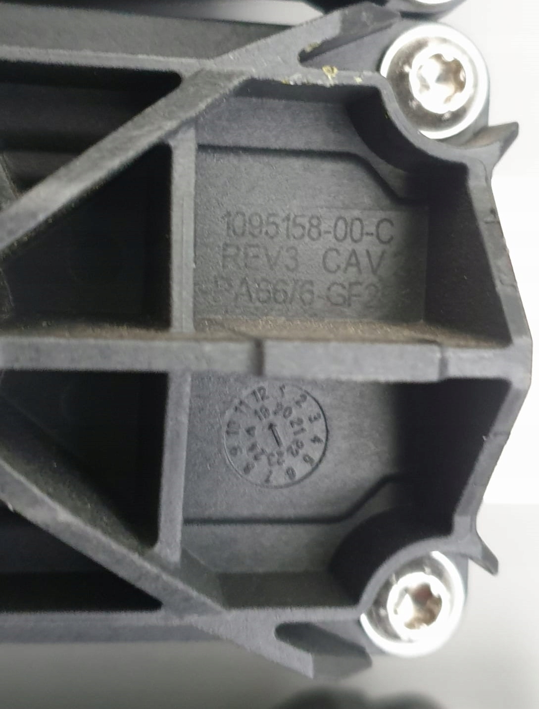 BEZPIECZNIK PYRO PIROTECHNICZNA NABOJ TESLA 3 NOWA Parts manufacturer Tesla