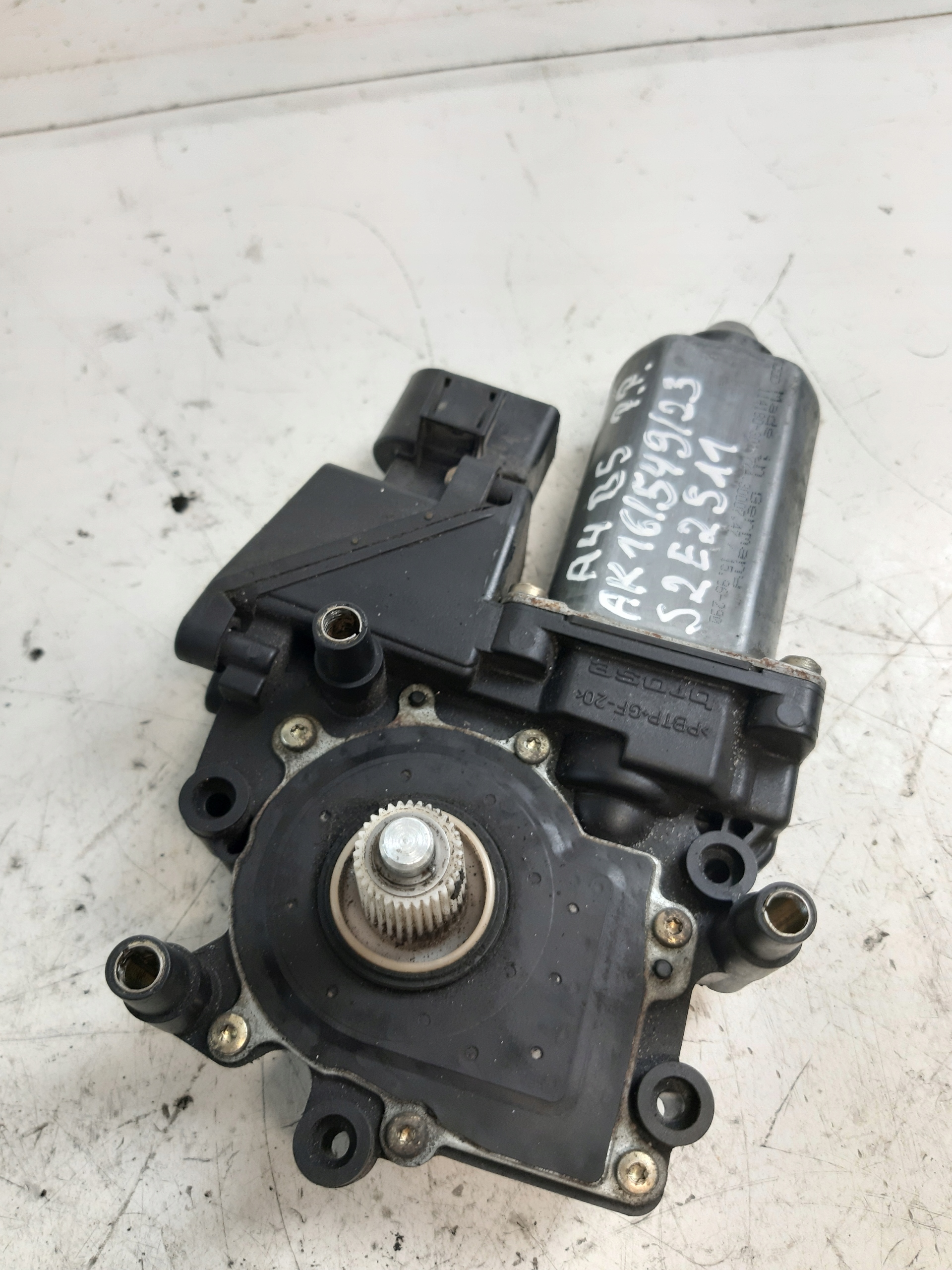 AUDI A4 B5 mini motor windows right front