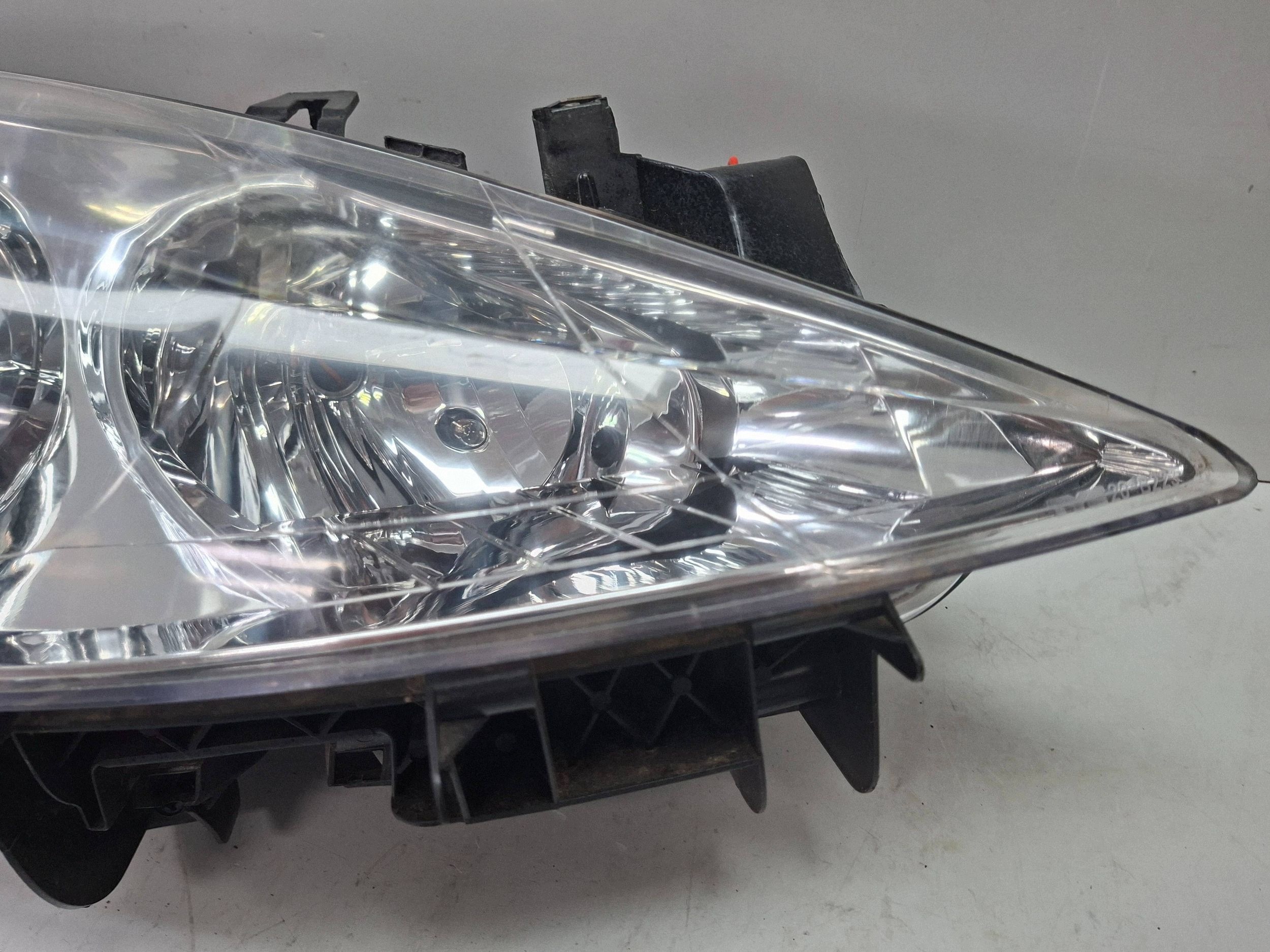 fanale faro anteriore destro TYC PEUGEOT 307 LIFT 2004