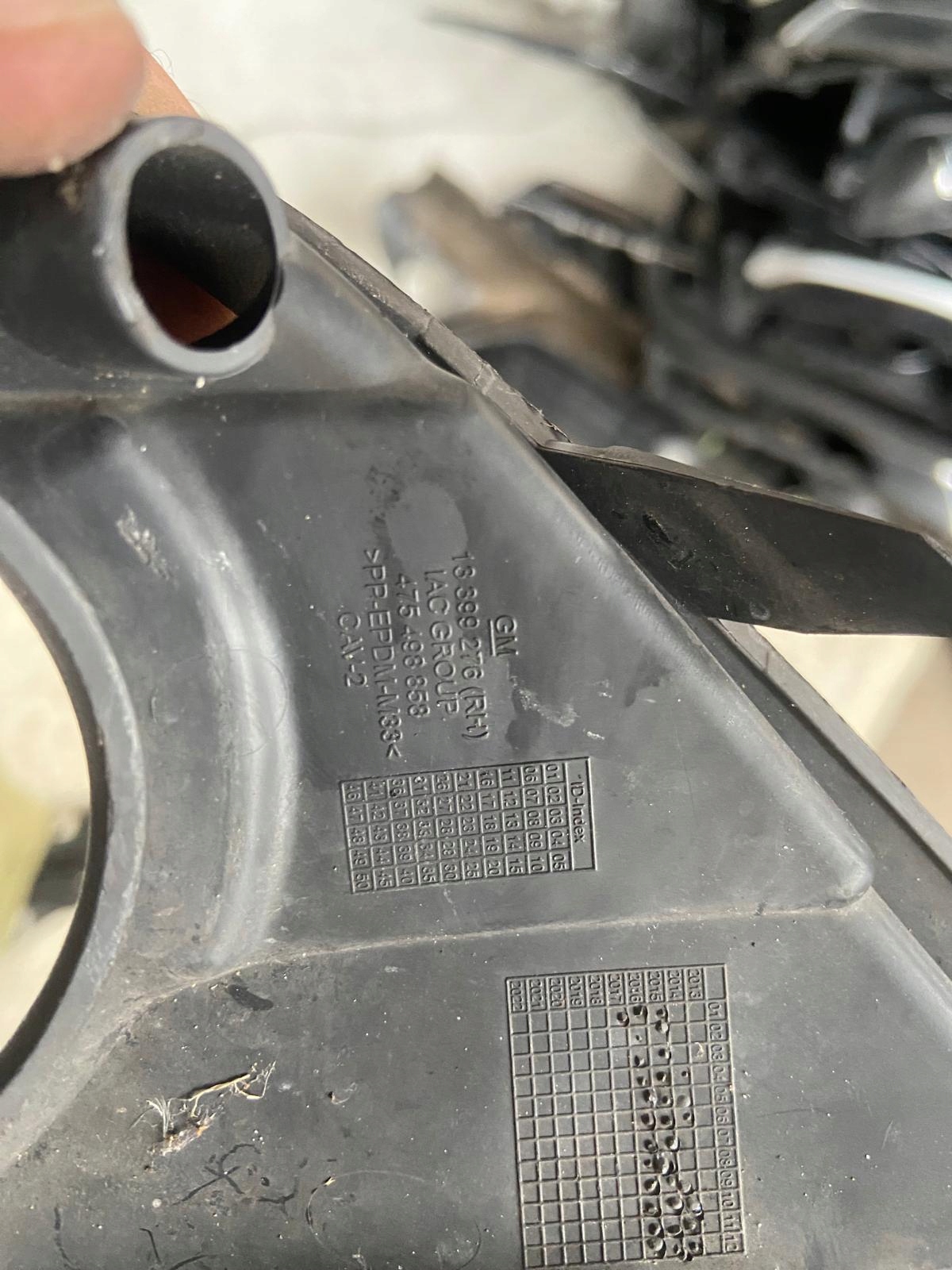 OPEL CORSA E 14- grid of a bumper right front