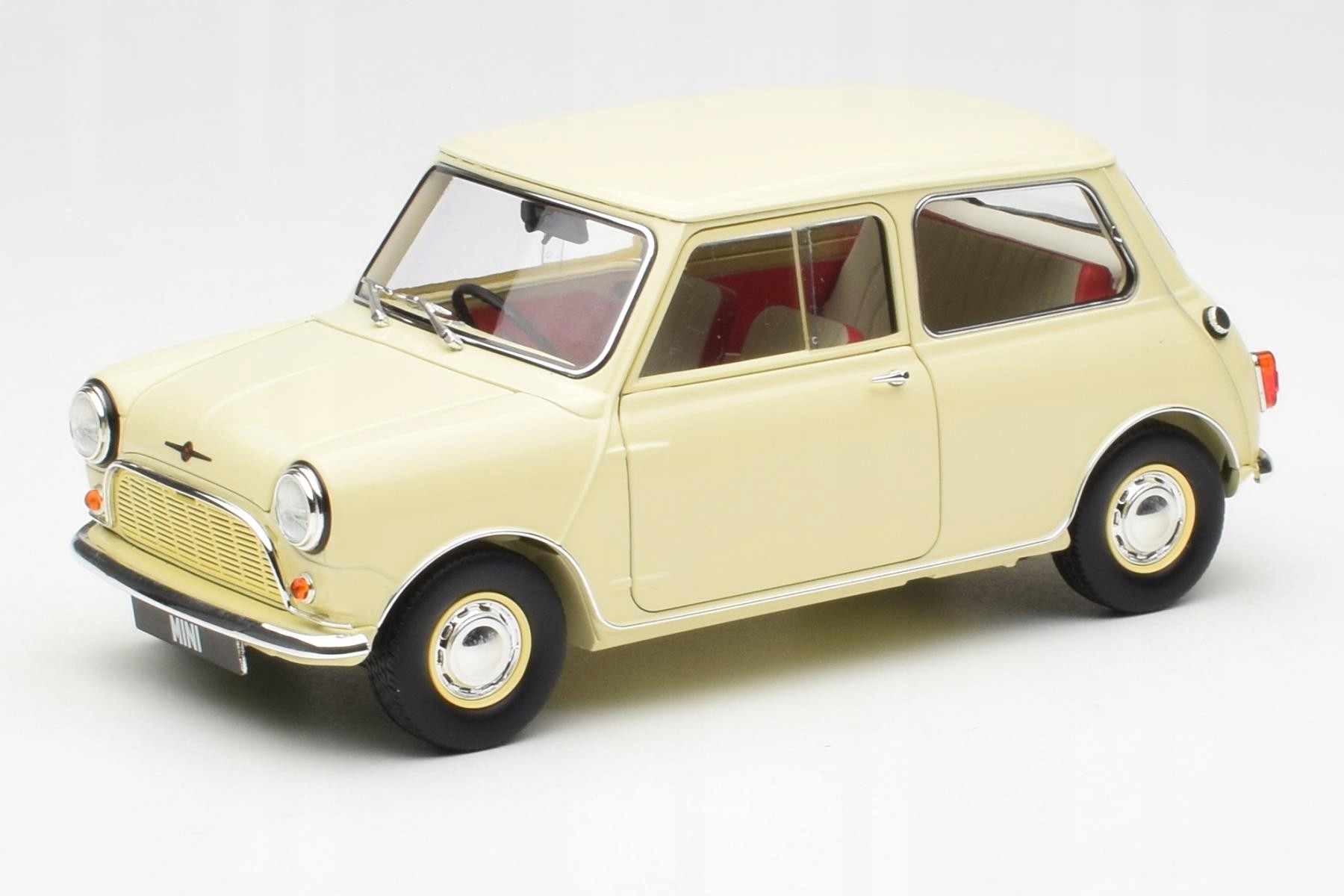 Morris Mini Minor White Kyosho 1/18
