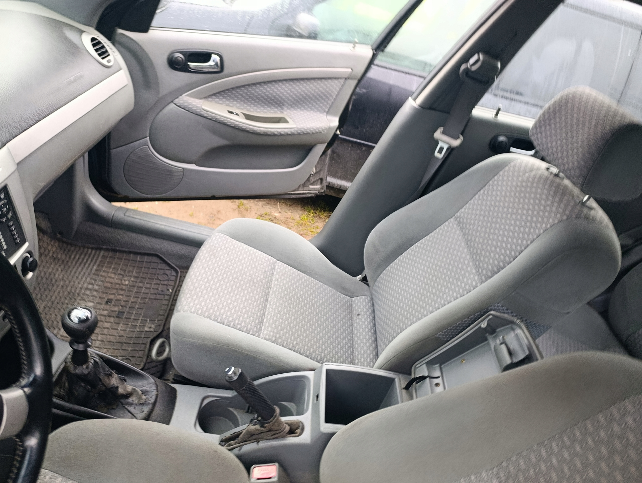 кресло левый водители Daewoo Chevrolet KALOS 5D